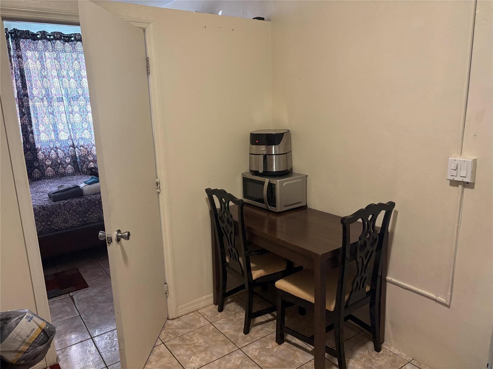 17131 NW 32 Court Apt 1, Miami Gardens FL 33056 — 19