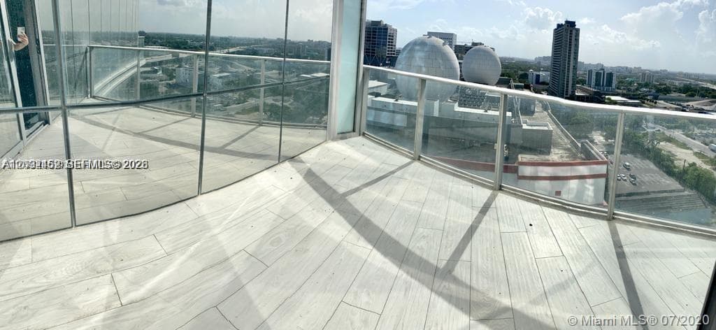 Paramount World Center, Miami, FL — 12