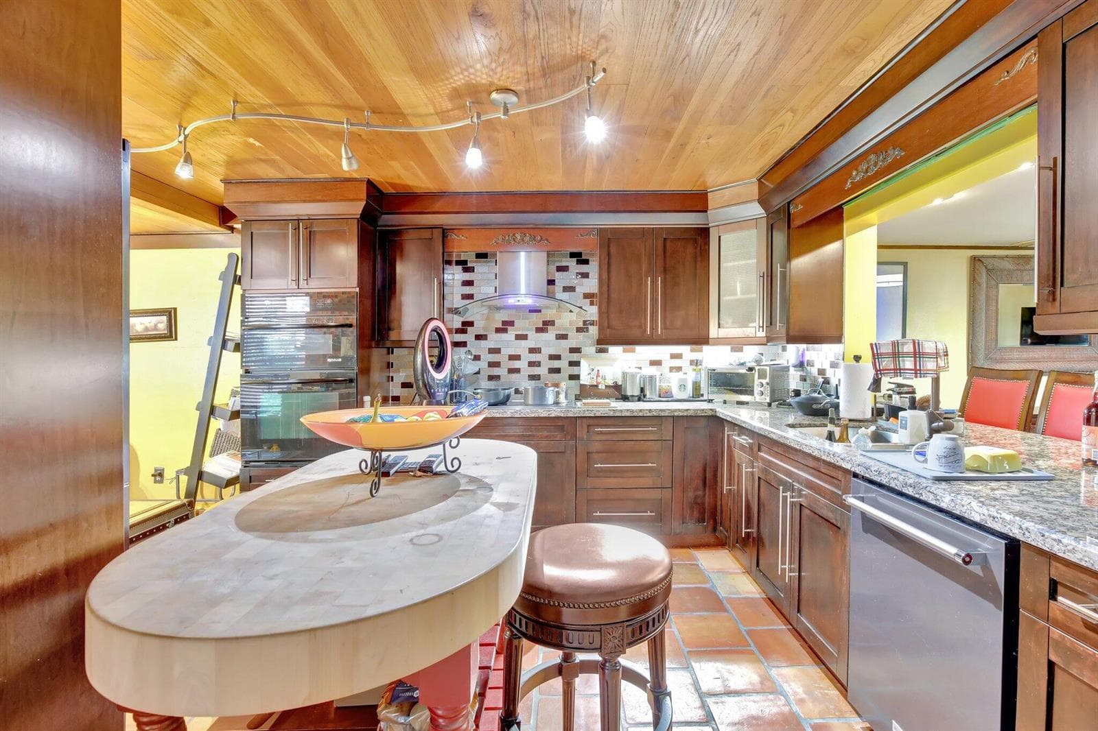 20606 NE 7th Court, Miami FL 33179 — 13