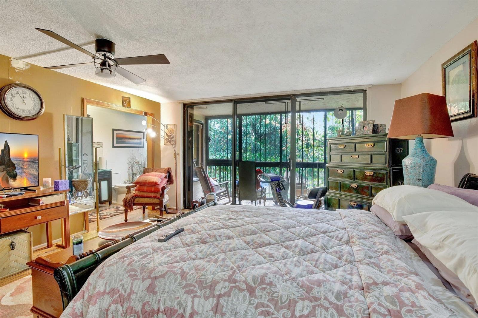 20606 NE 7th Court, Miami FL 33179 — 26