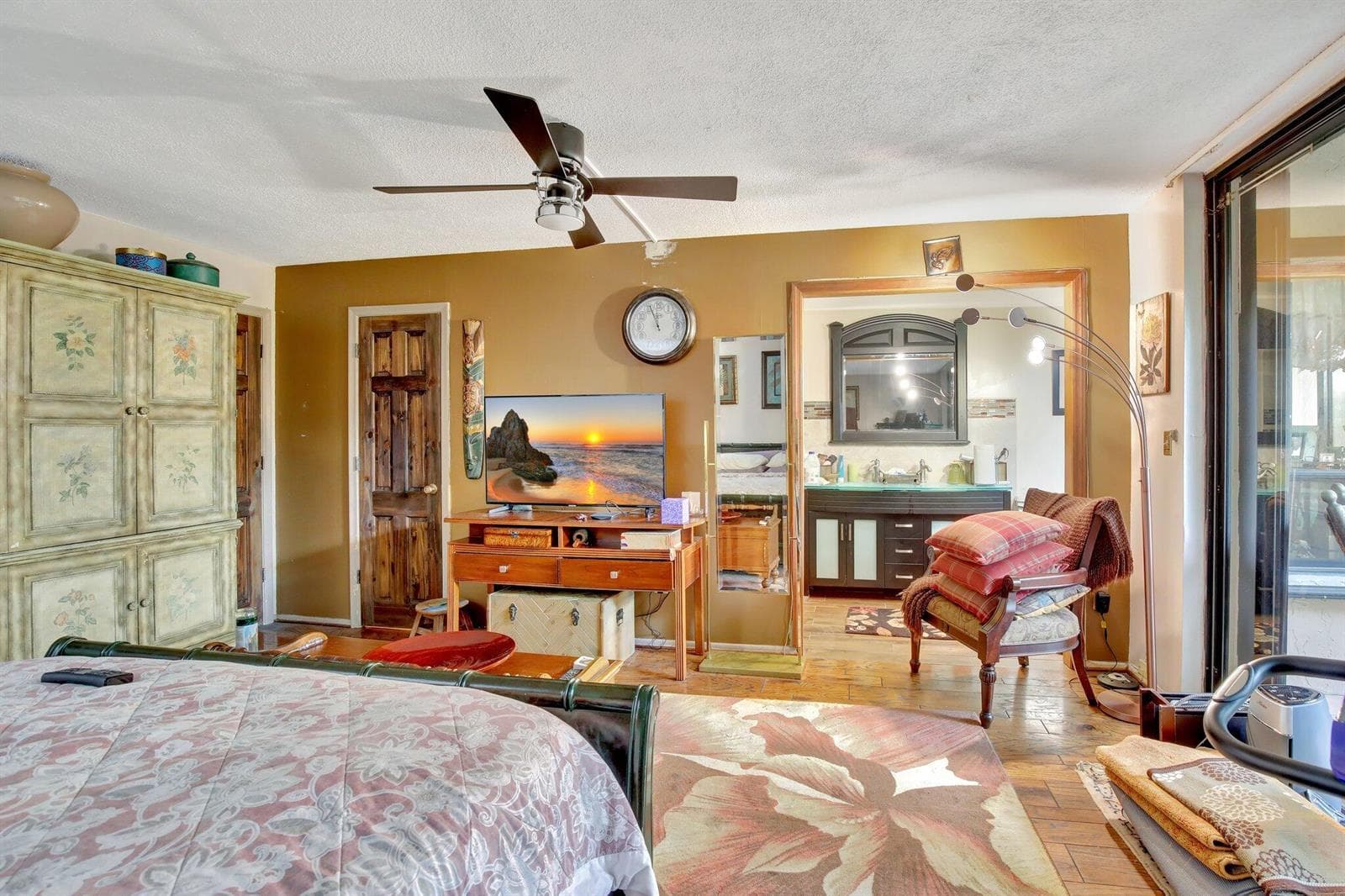20606 NE 7th Court, Miami FL 33179 — 28