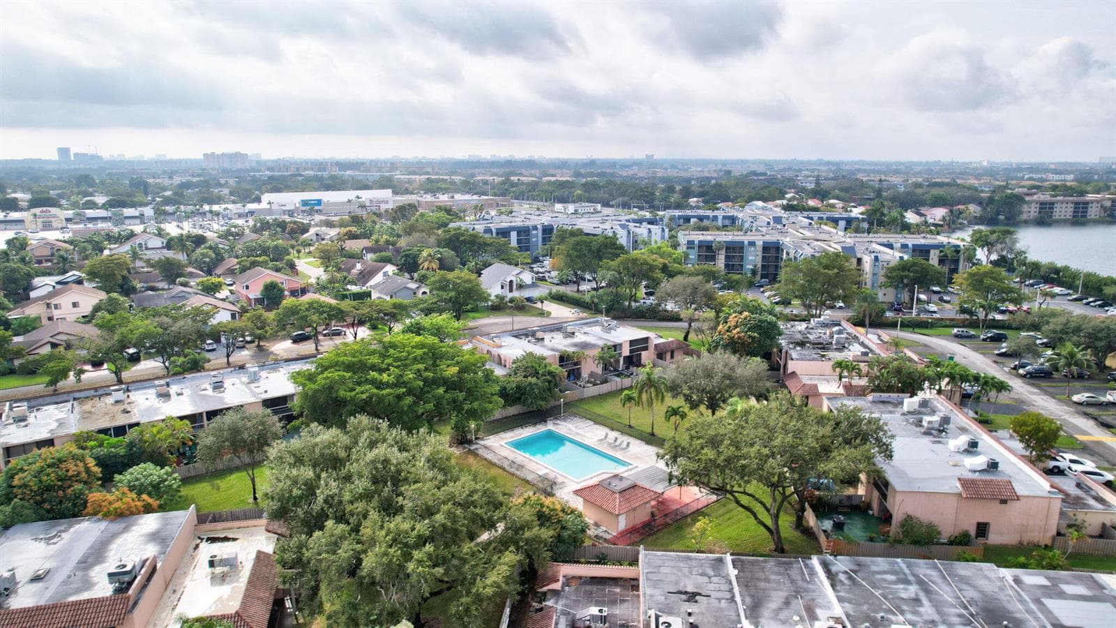 20606 NE 7th Court, Miami FL 33179 — 38