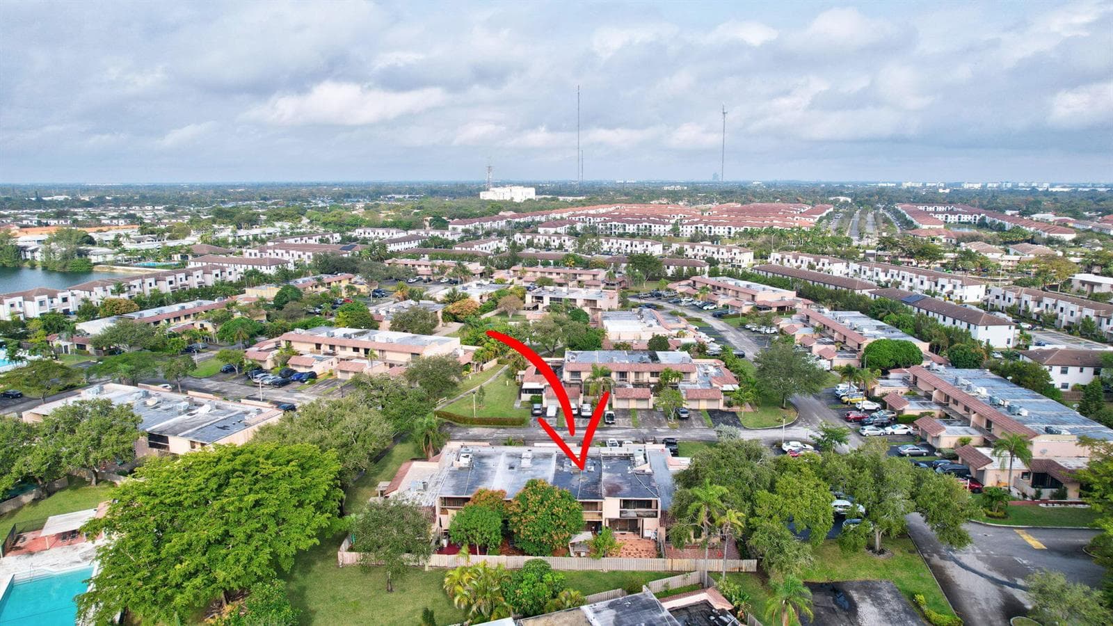 20606 NE 7th Court, Miami FL 33179 — 37