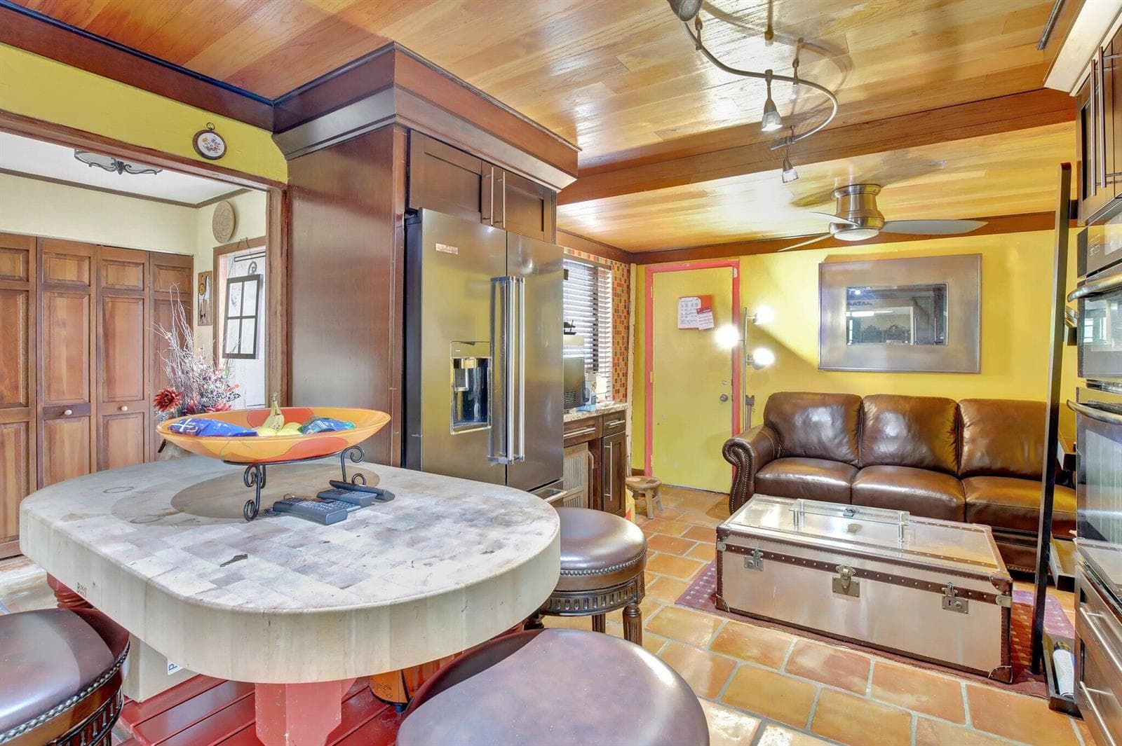 20606 NE 7th Court, Miami FL 33179 — 15