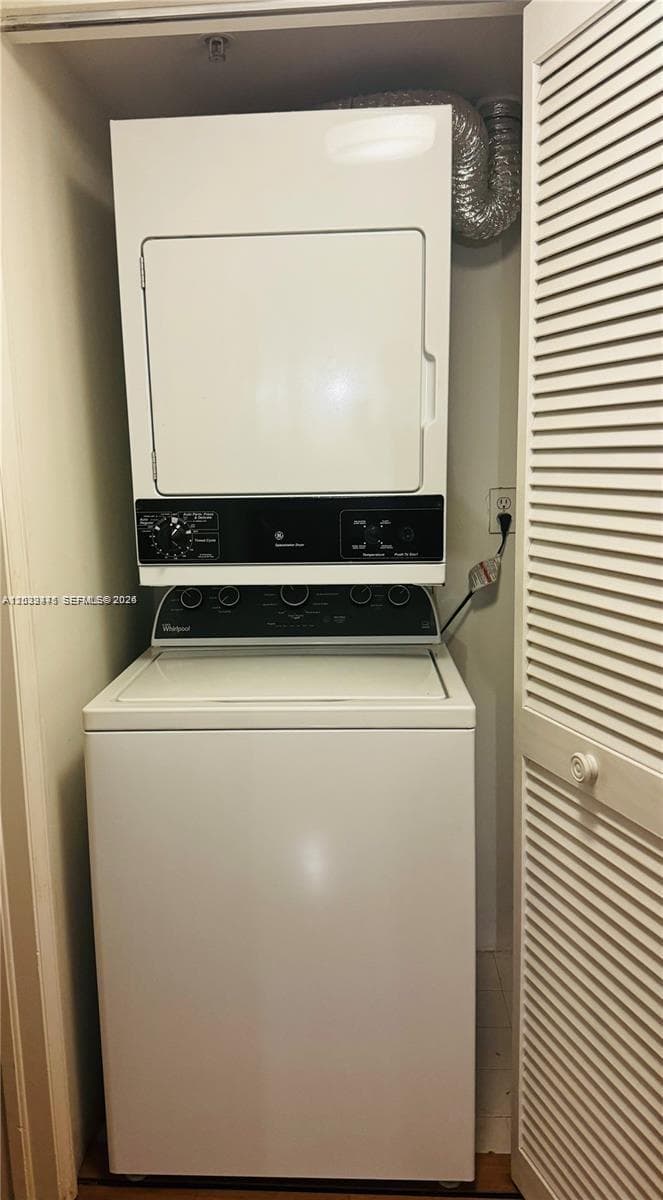 1900 Sunset Harbour Dr # 815, Miami Beach FL 33139 — 9