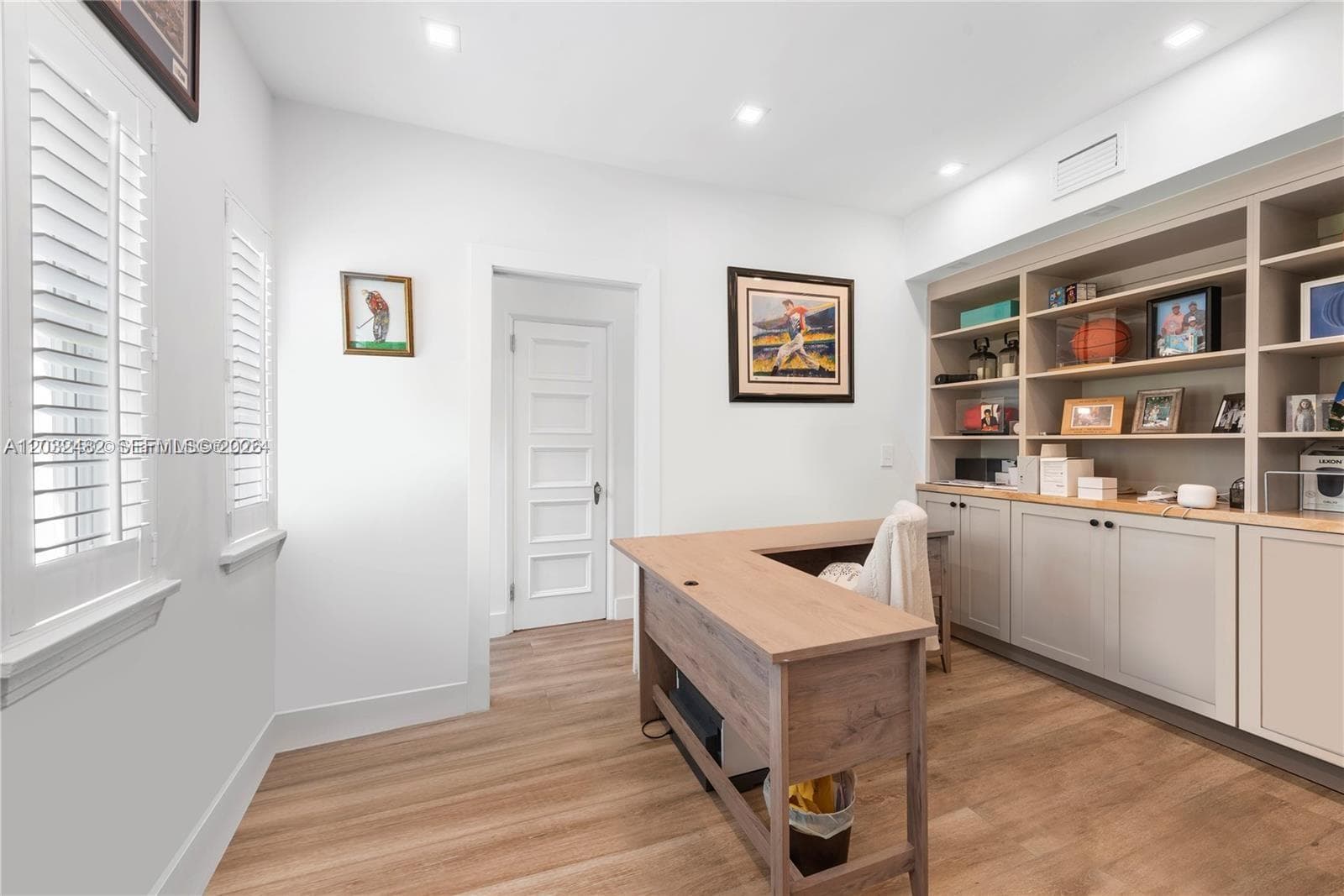 5621 Alton Rd, Miami Beach FL 33140 — 16