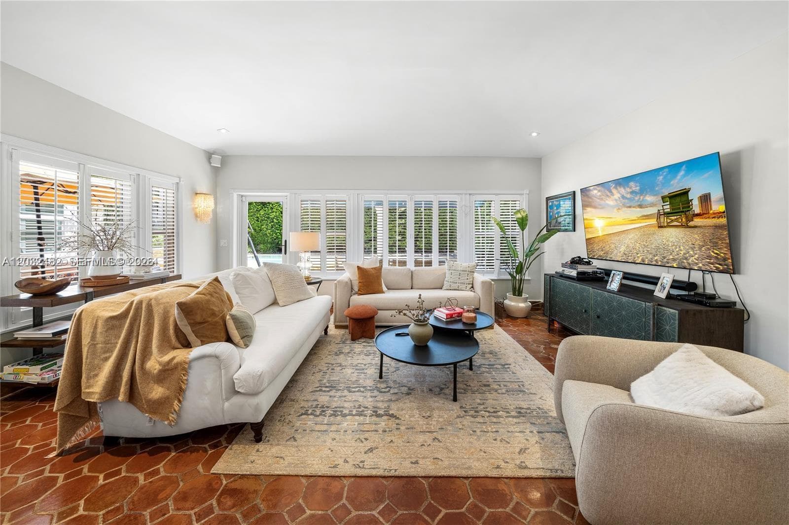 5621 Alton Rd, Miami Beach FL 33140 — 14