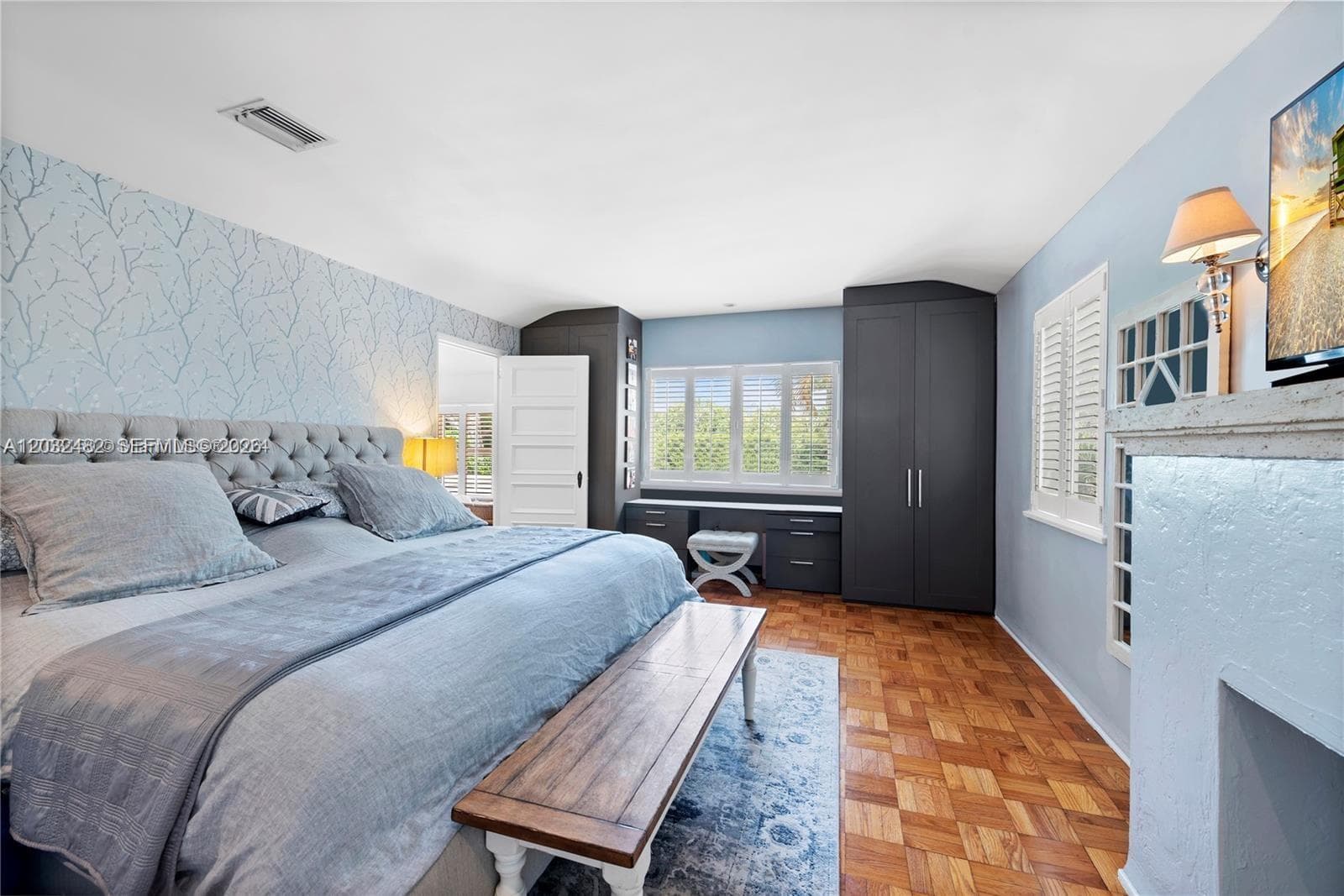 5621 Alton Rd, Miami Beach FL 33140 — 25