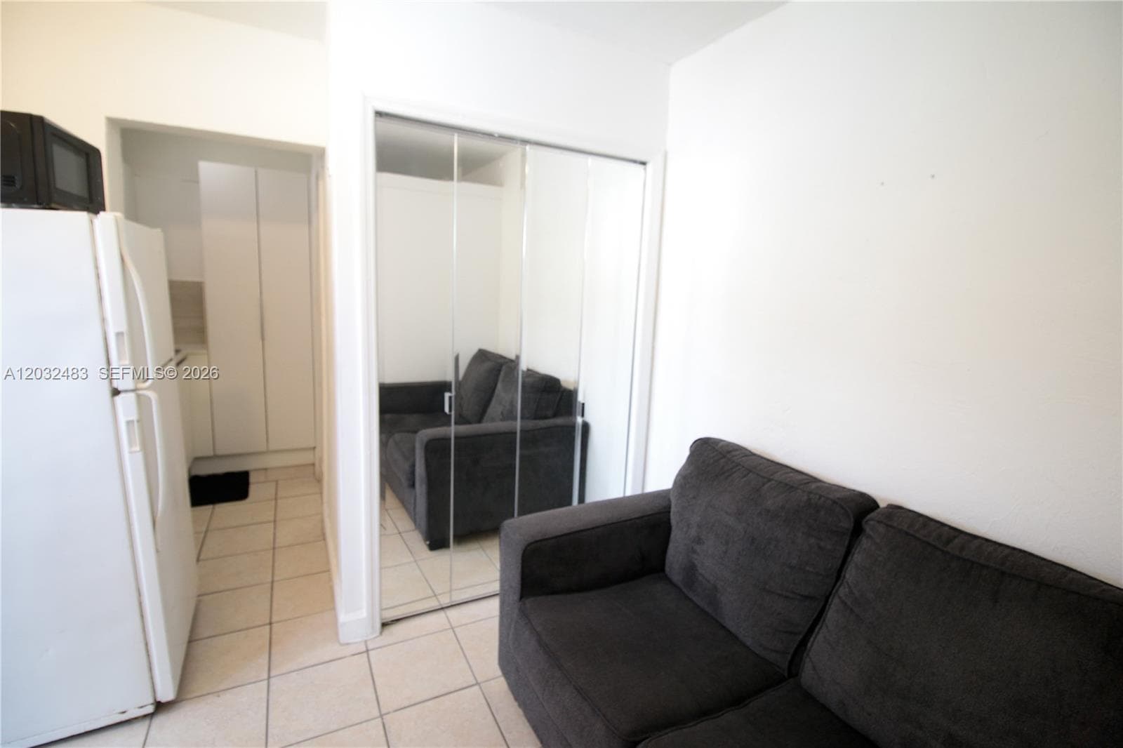 359 E 12th St, Hialeah FL 33010 — 51