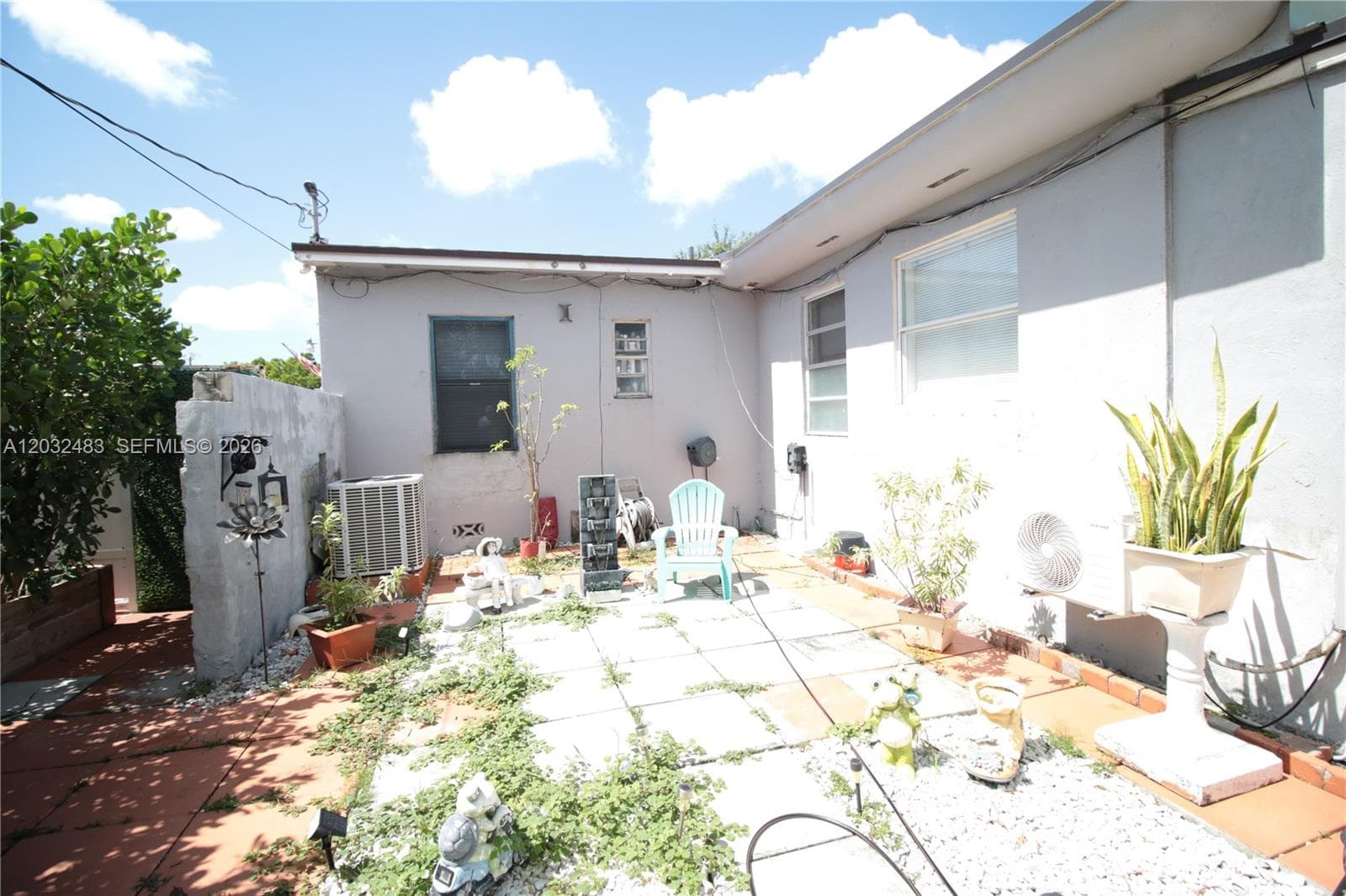 359 E 12th St, Hialeah FL 33010 — 11