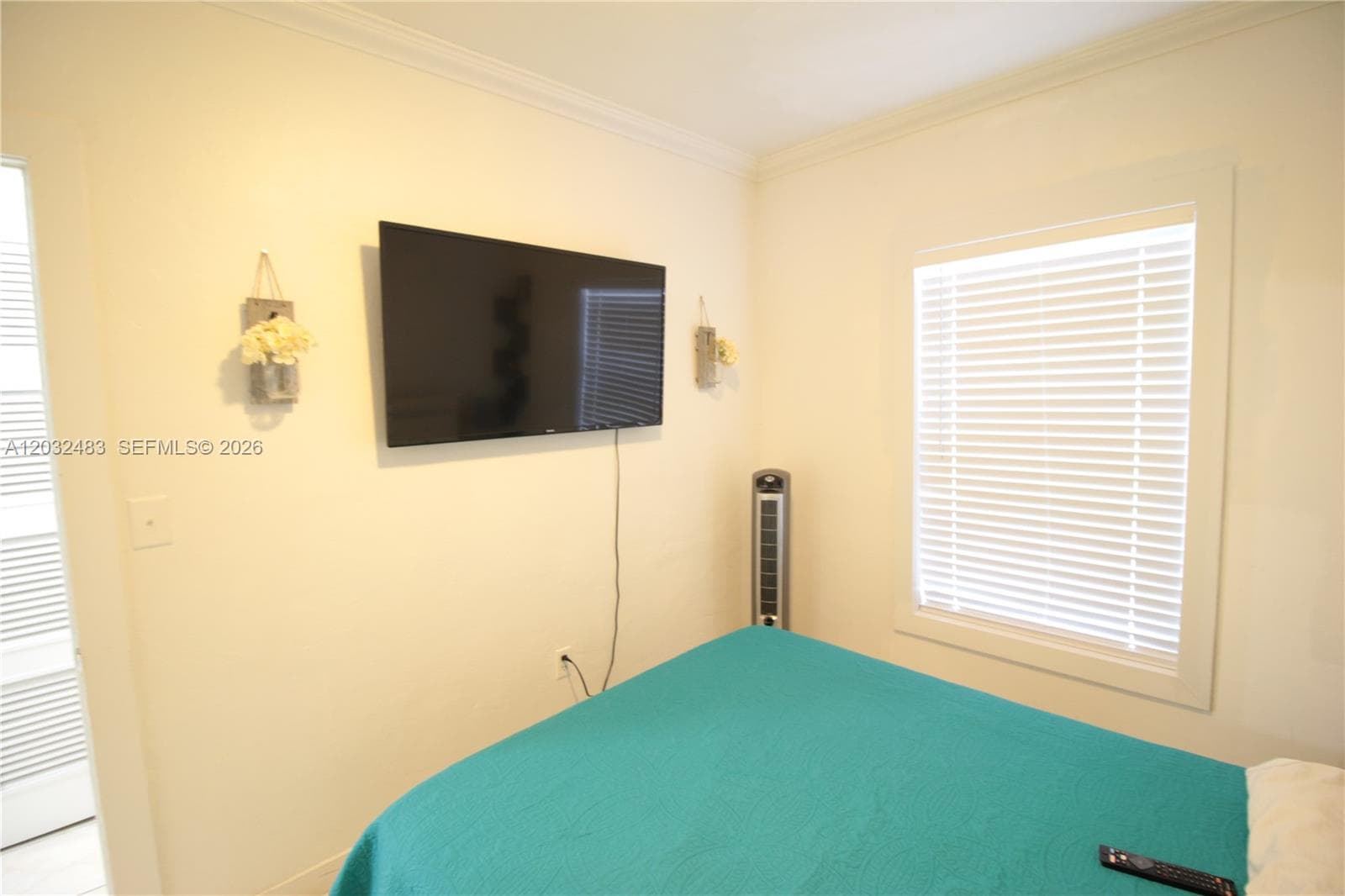 359 E 12th St, Hialeah FL 33010 — 44