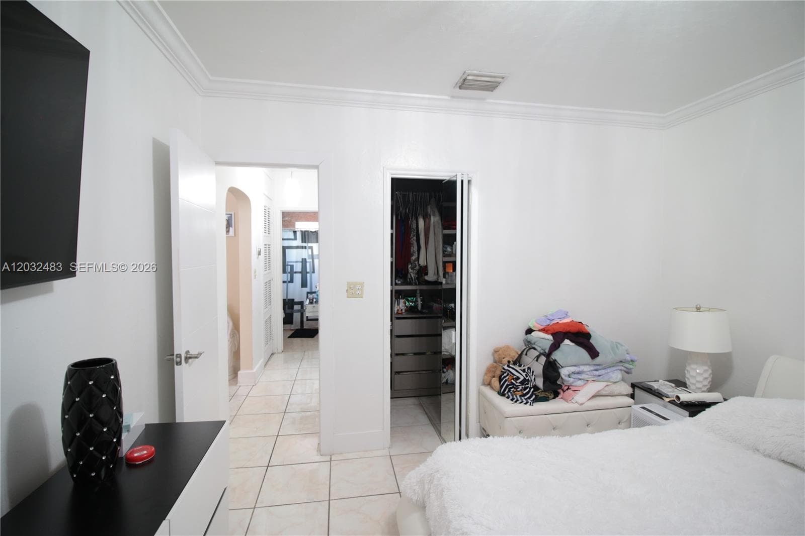 359 E 12th St, Hialeah FL 33010 — 40