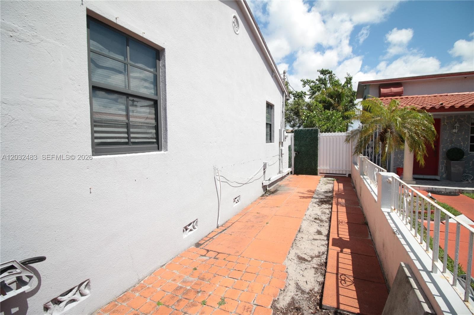 359 E 12th St, Hialeah FL 33010 — 8