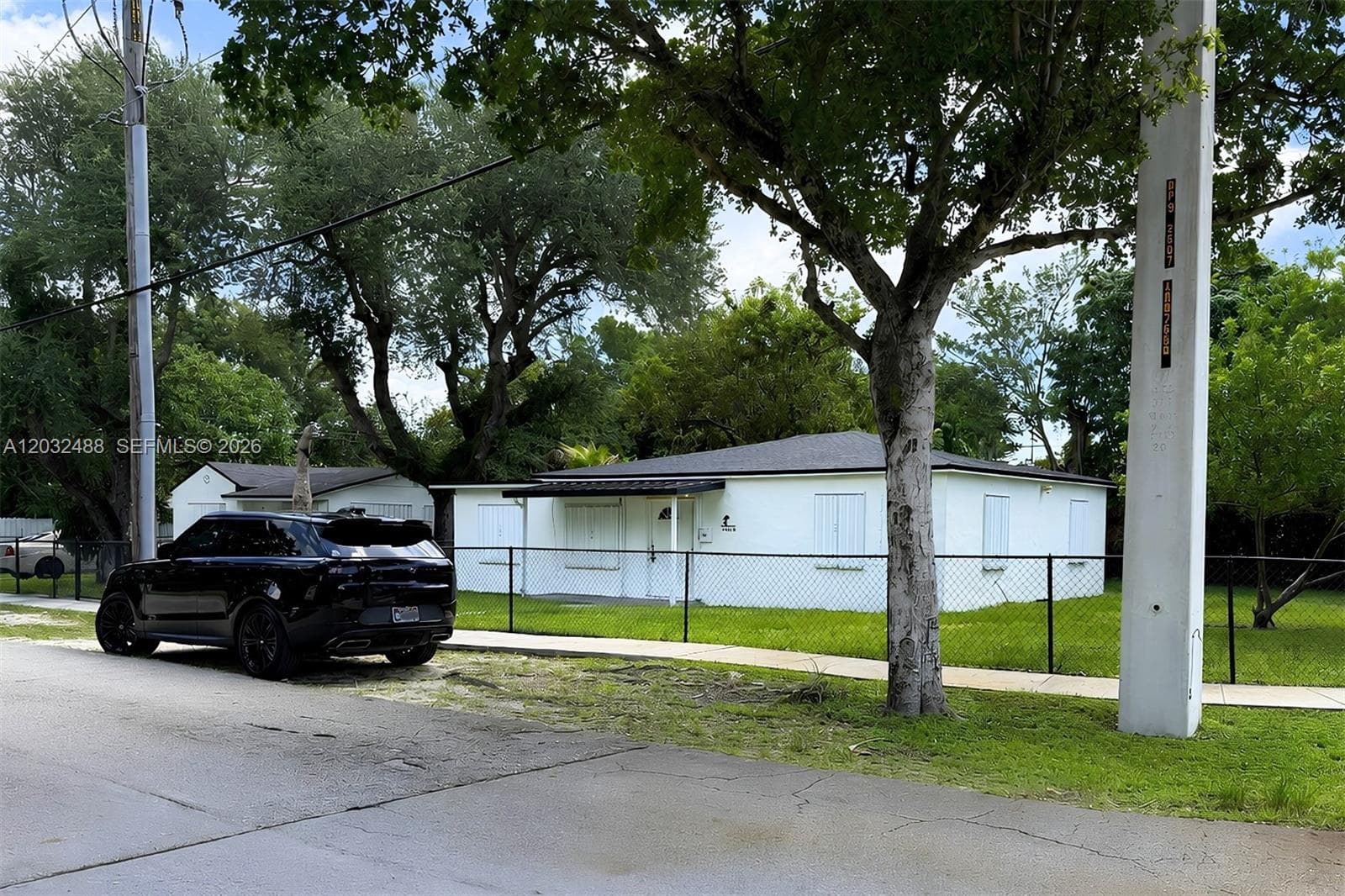 14215 NE 9th Ave # 14215, North Miami FL 33161 — 5