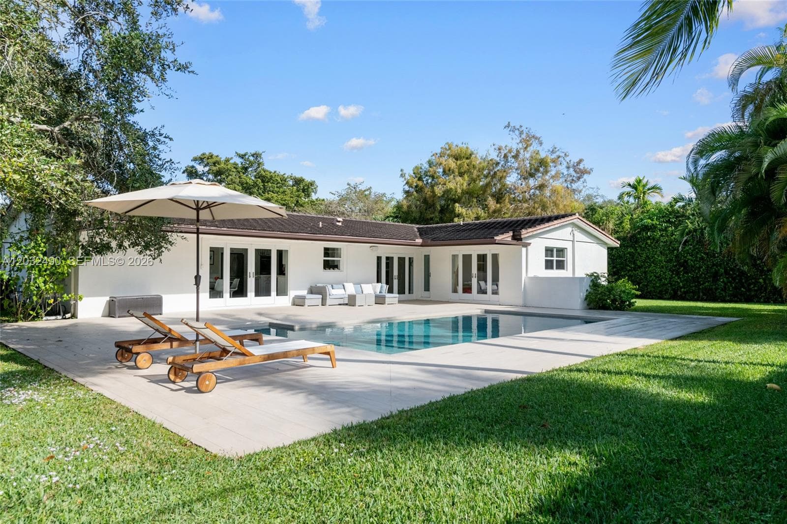7360 SW 115th St, Pinecrest FL 33156 — 1