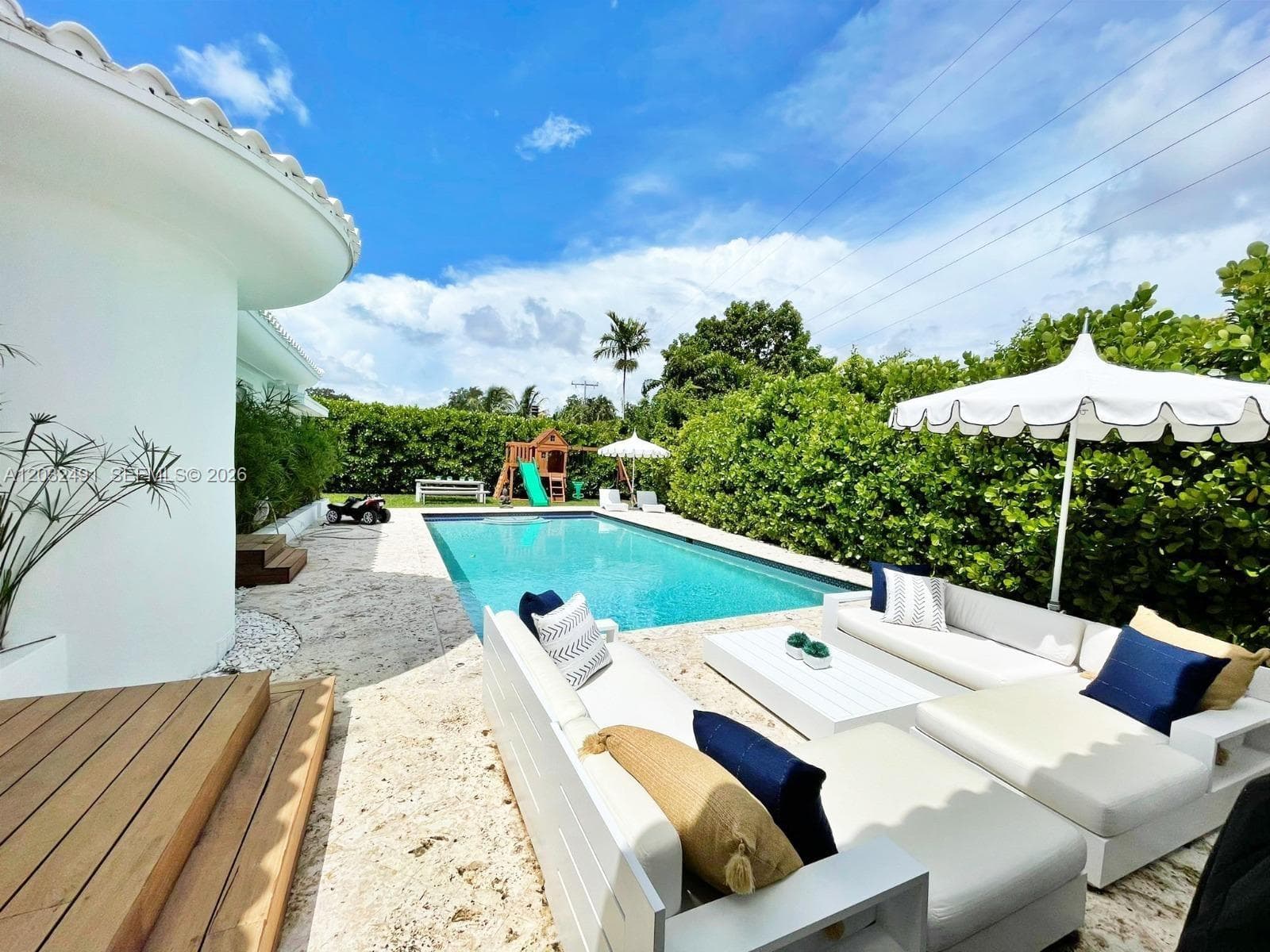 290 E Shore Dr E # 290, Miami FL 33133 — 6