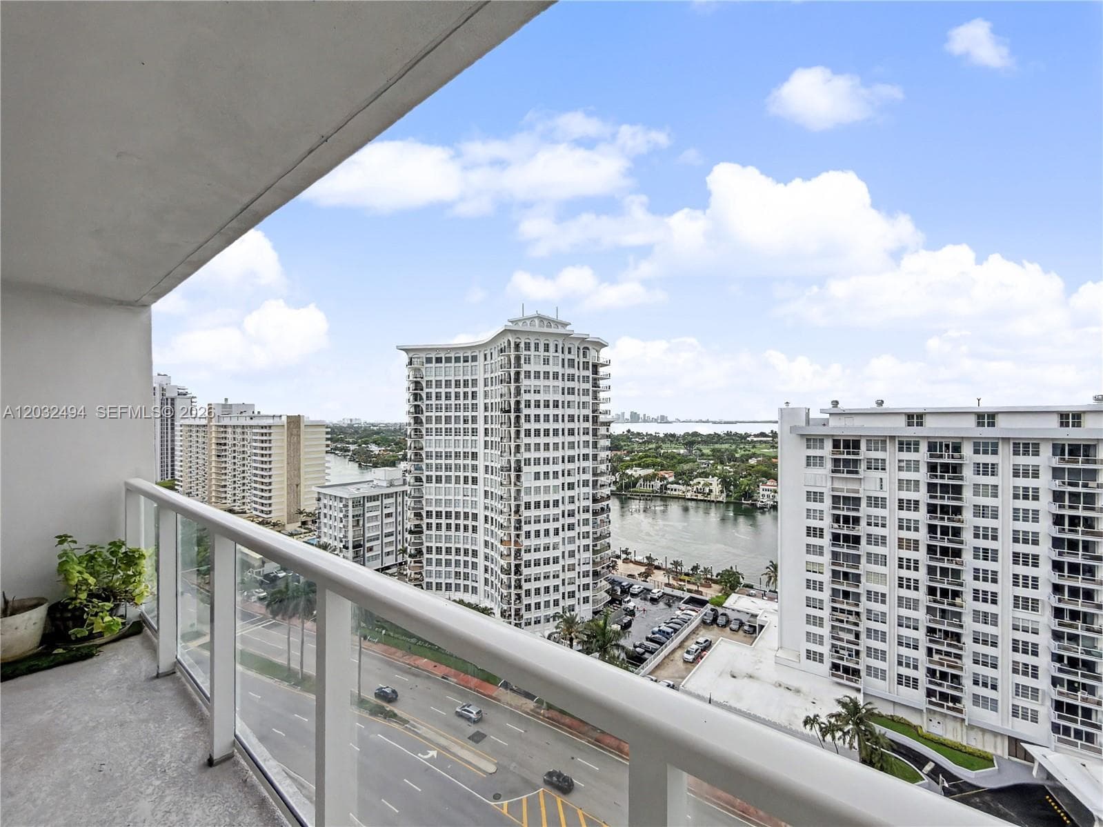 5701 Collins Ave # 1711, Miami Beach FL 33140 — 1