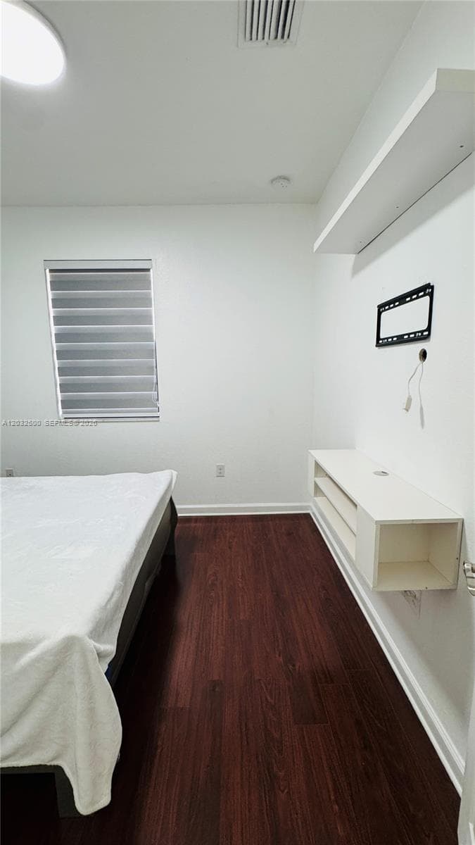 3355 W 90th Ter, Hialeah FL 33018 — 18