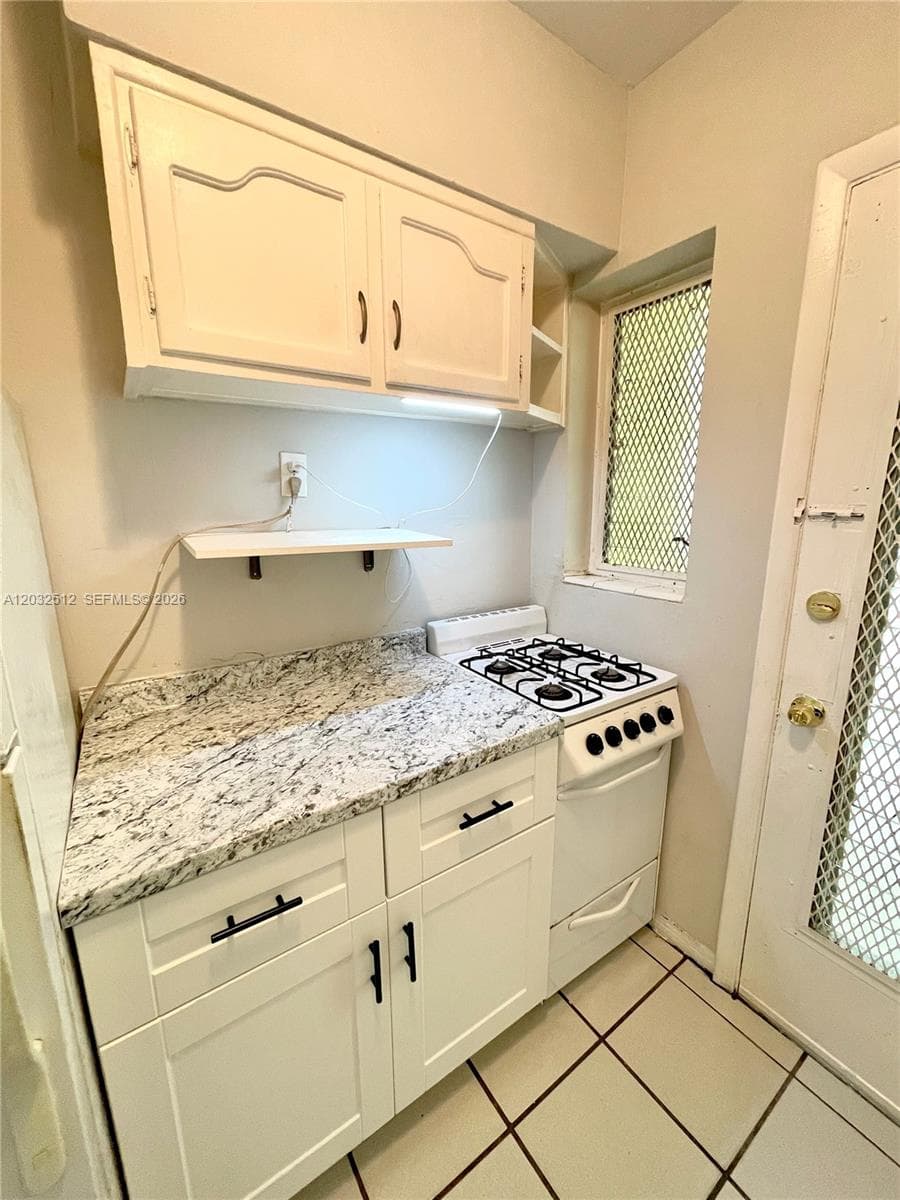 825 Euclid Ave # 9, Miami Beach FL 33139 — 6