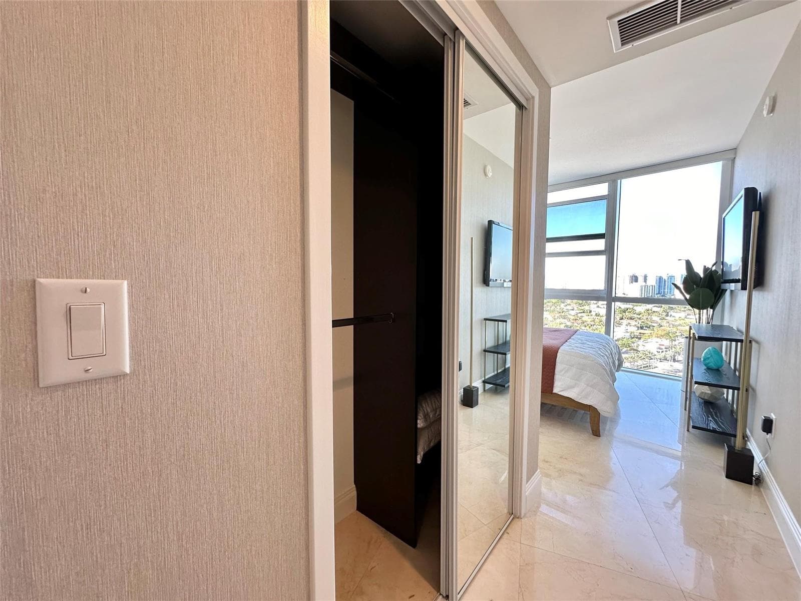 18201 Collins Avenue # 1901, Sunny Isles Beach FL 33160 — 65