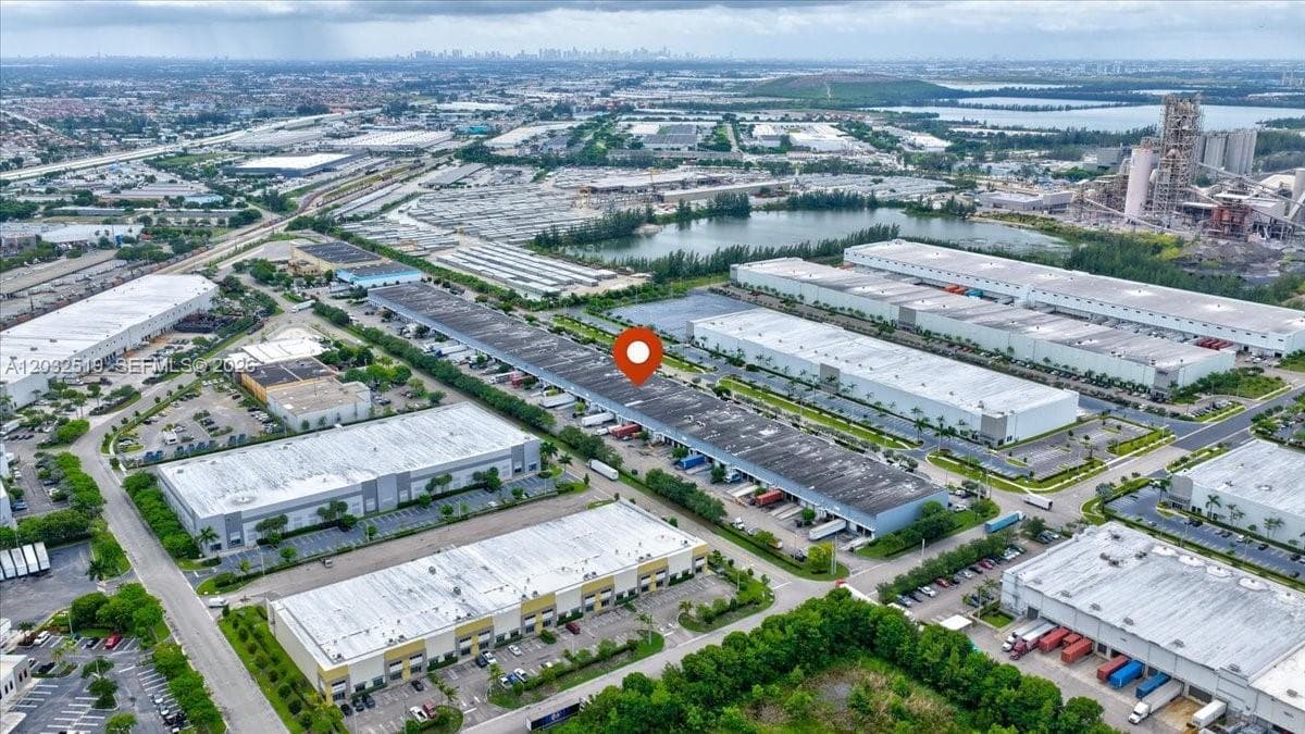 11077 NW 122nd St # 11, Medley FL 33178 — 28