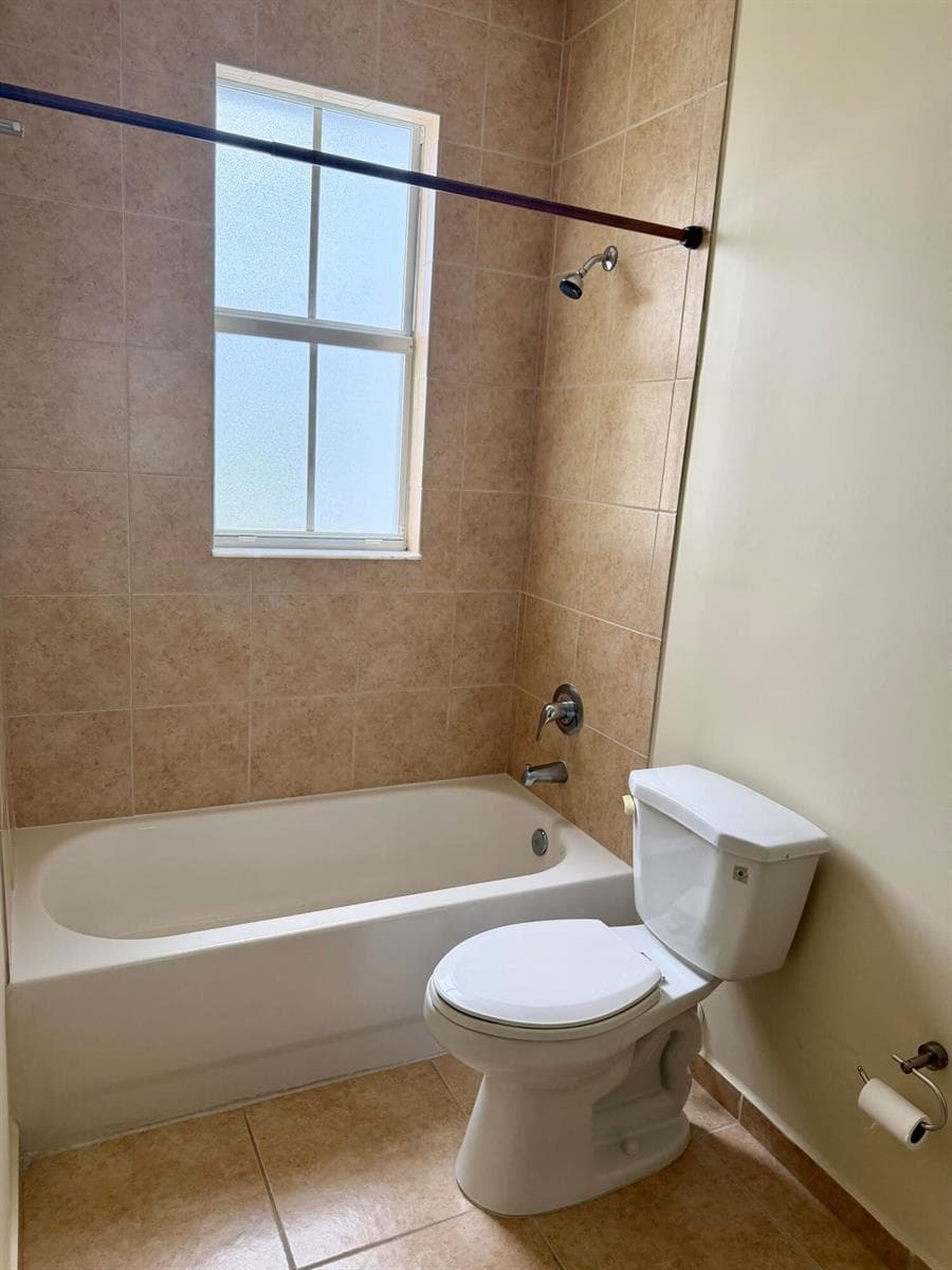 7490 NW 115th Court, Doral FL 33178 — 14