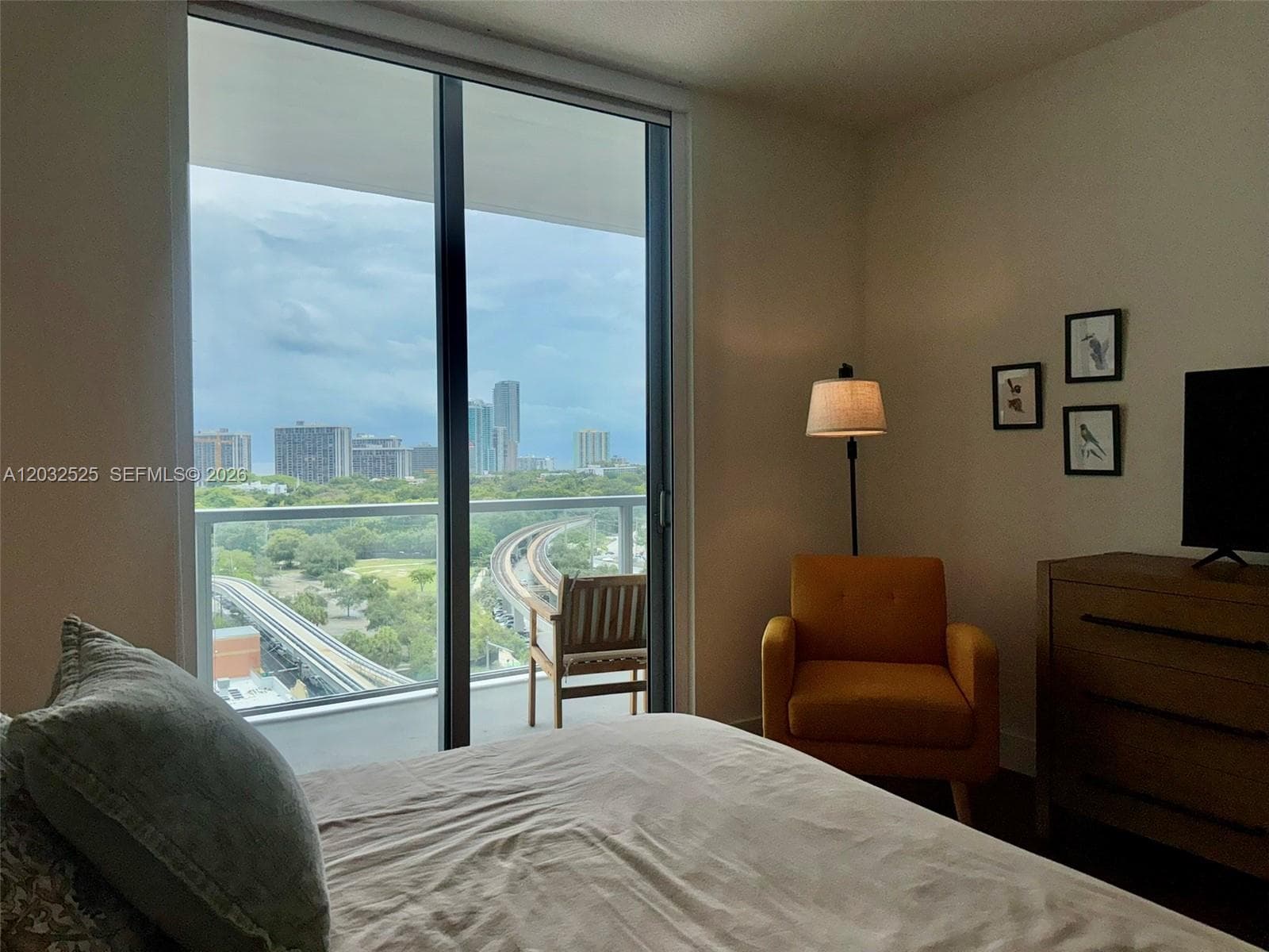 79 SW 12th St # 1502, Miami FL 33130 — 14