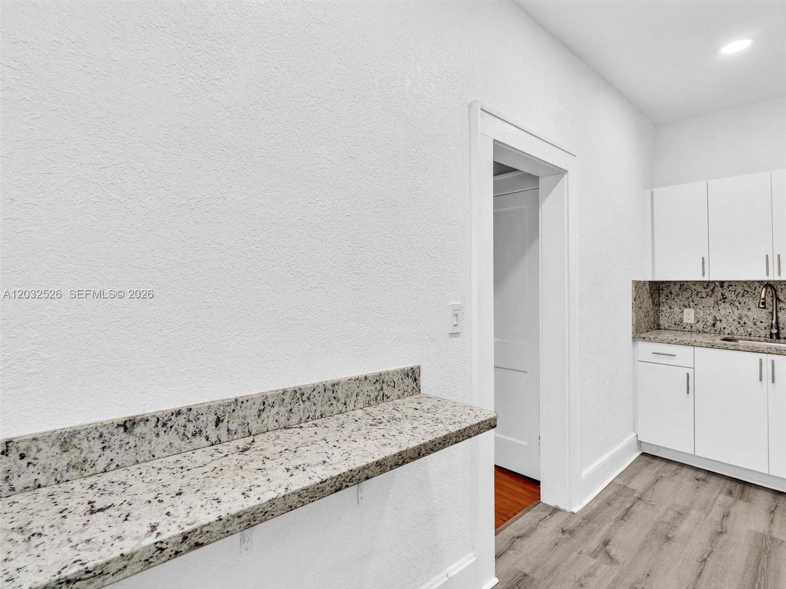 124 Mendoza Ave # 6, Coral Gables FL 33134 — 13