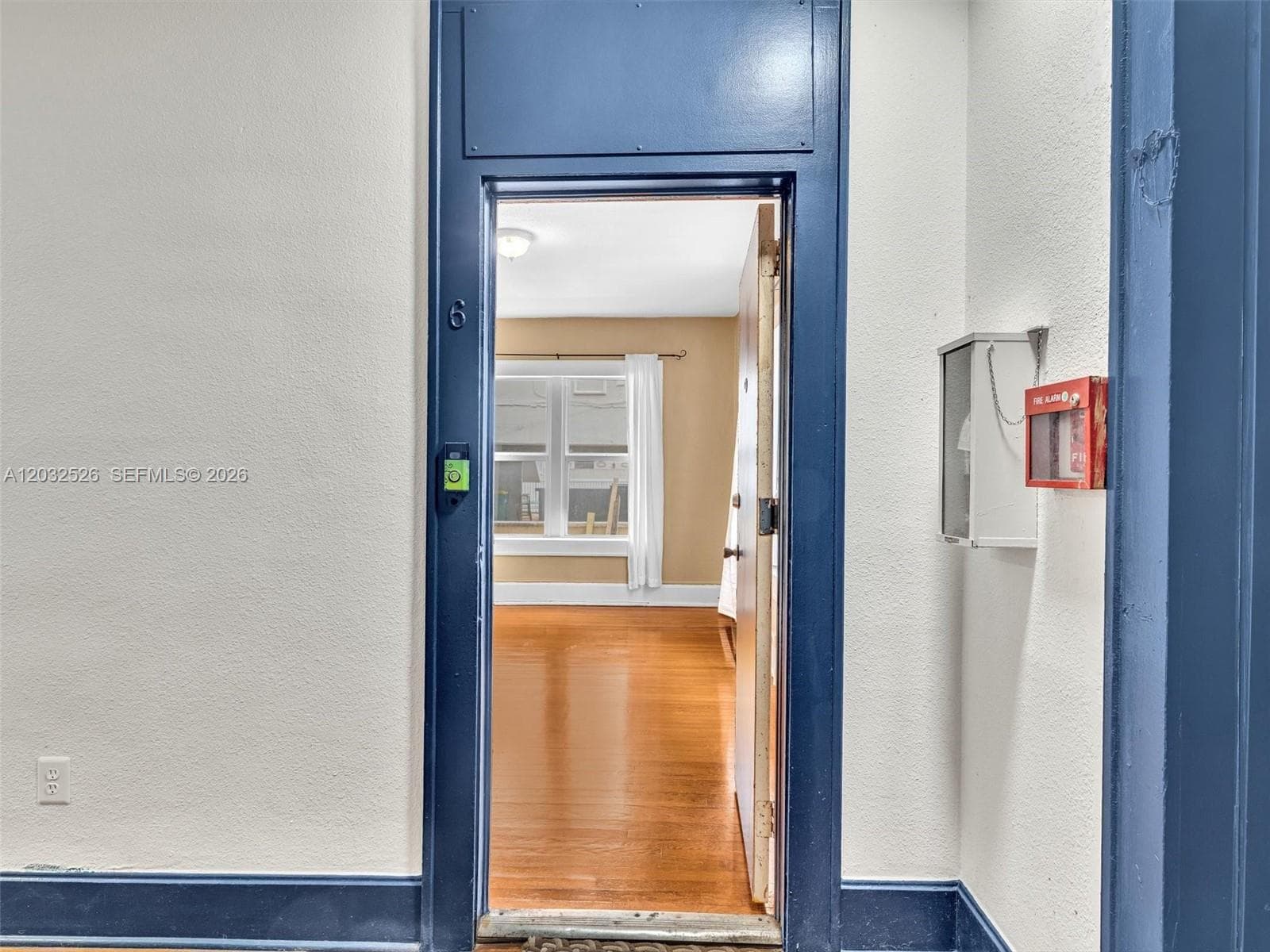 124 Mendoza Ave # 6, Coral Gables FL 33134 — 16