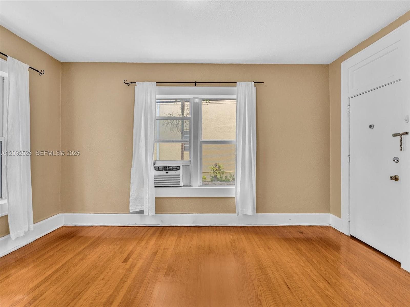 124 Mendoza Ave # 6, Coral Gables FL 33134 — 5