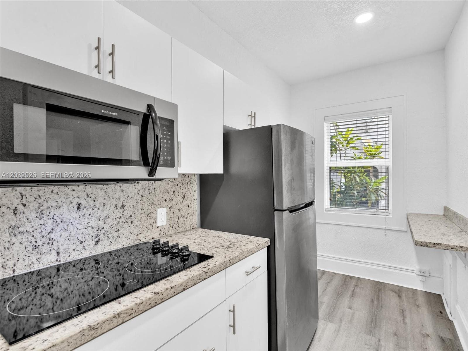 124 Mendoza Ave # 6, Coral Gables FL 33134 — 11