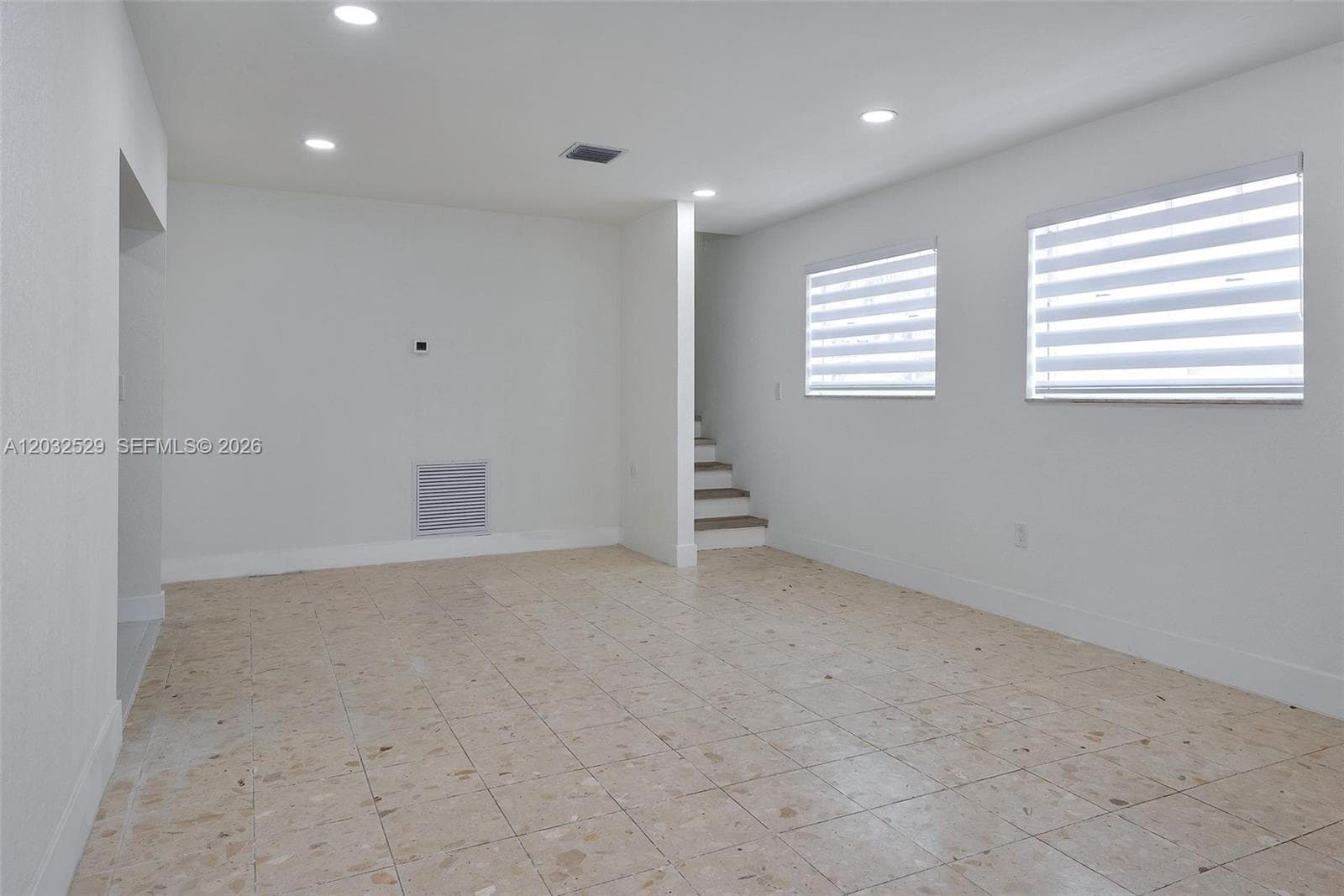 424 W 13th St, Hialeah FL 33010 — 13