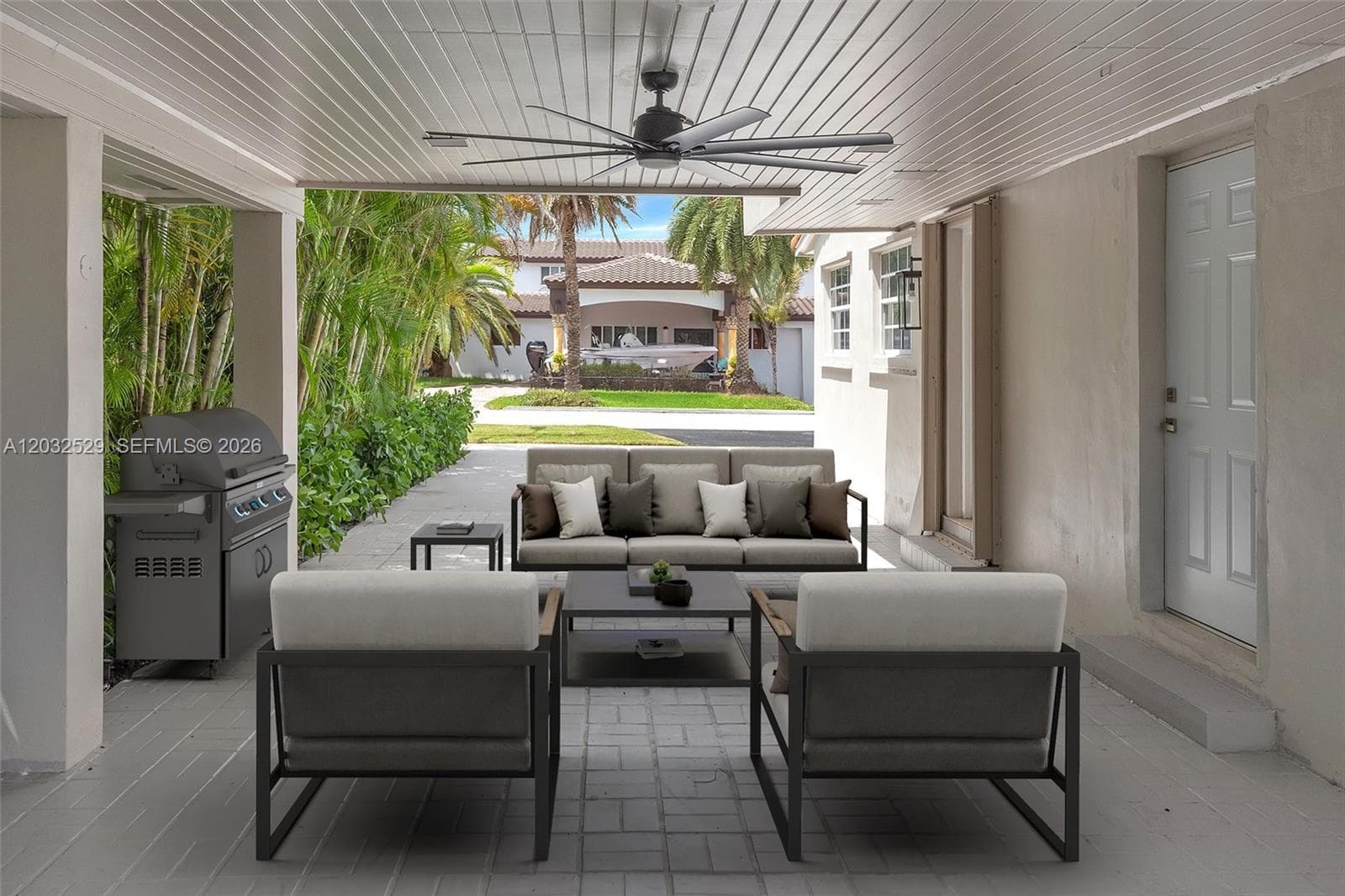 424 W 13th St, Hialeah FL 33010 — 3