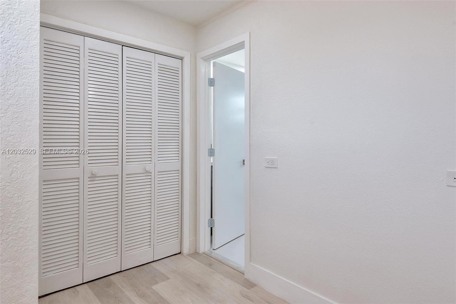 424 W 13th St, Hialeah FL 33010 — 32