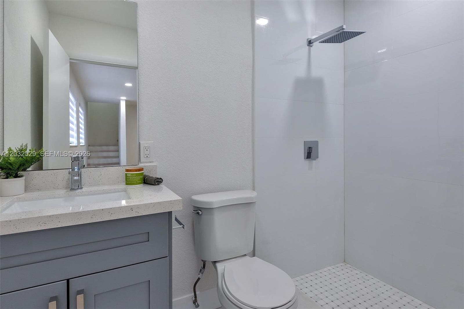 424 W 13th St, Hialeah FL 33010 — 20
