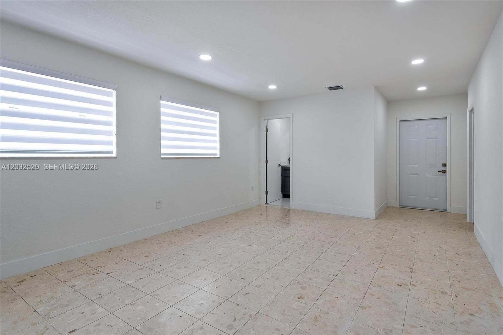 424 W 13th St, Hialeah FL 33010 — 10