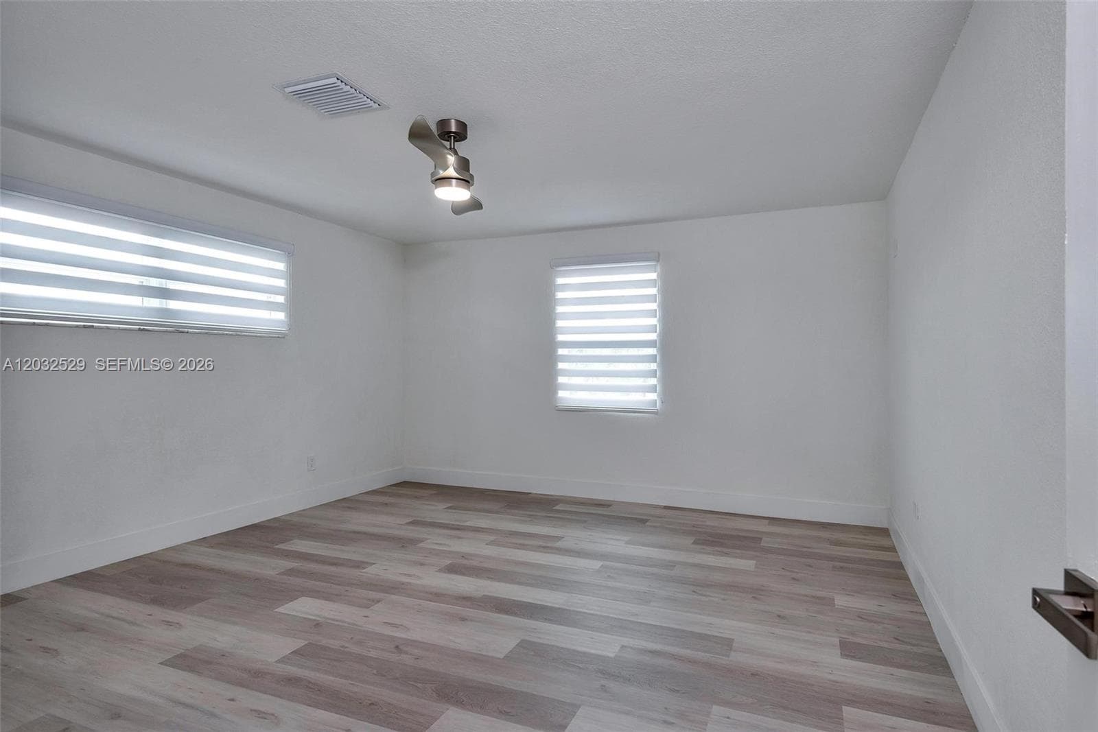 424 W 13th St, Hialeah FL 33010 — 33