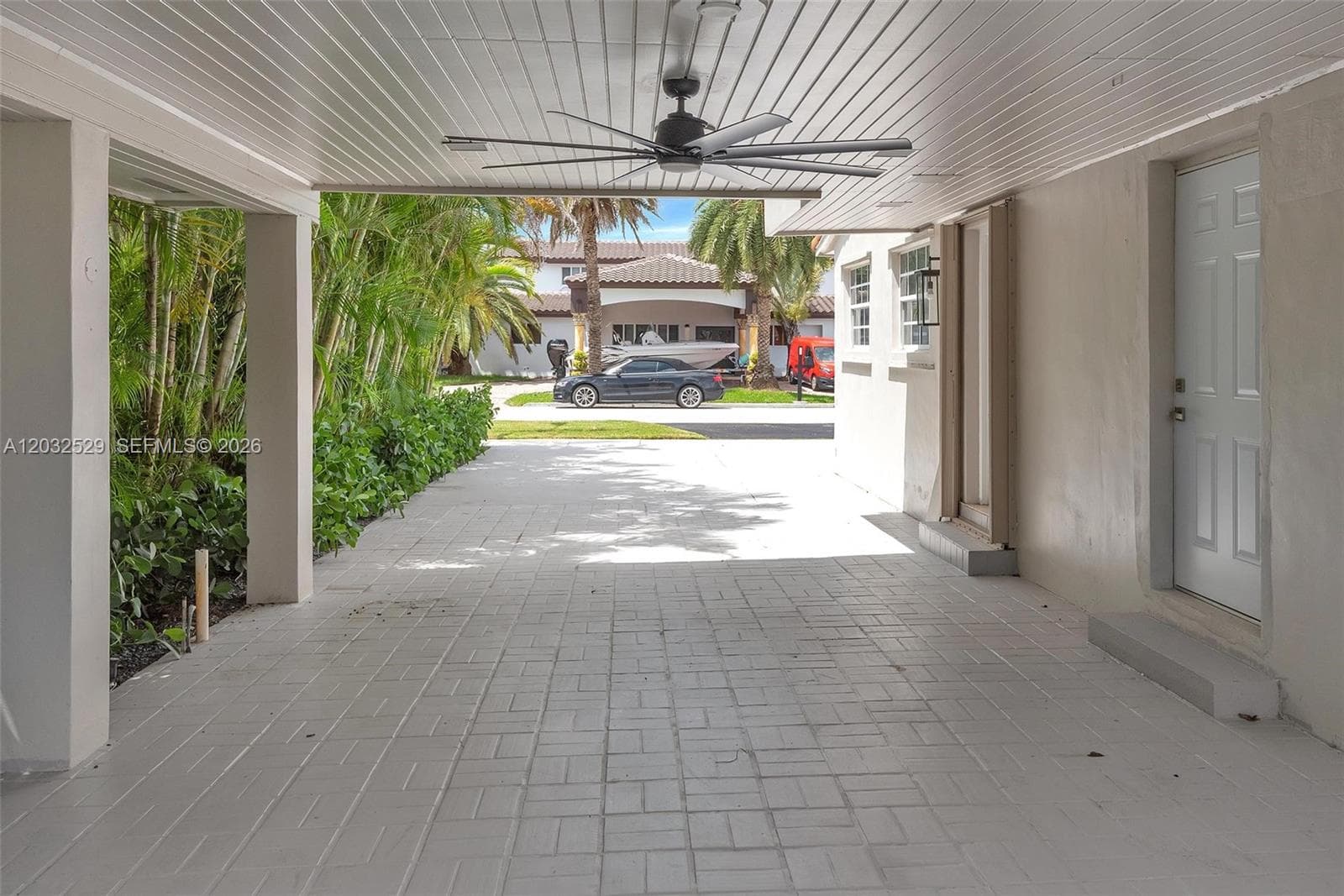 424 W 13th St, Hialeah FL 33010 — 4