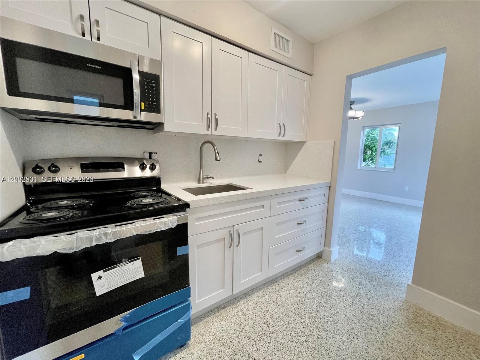174 E 5th St # 1, Hialeah FL 33010 — 3
