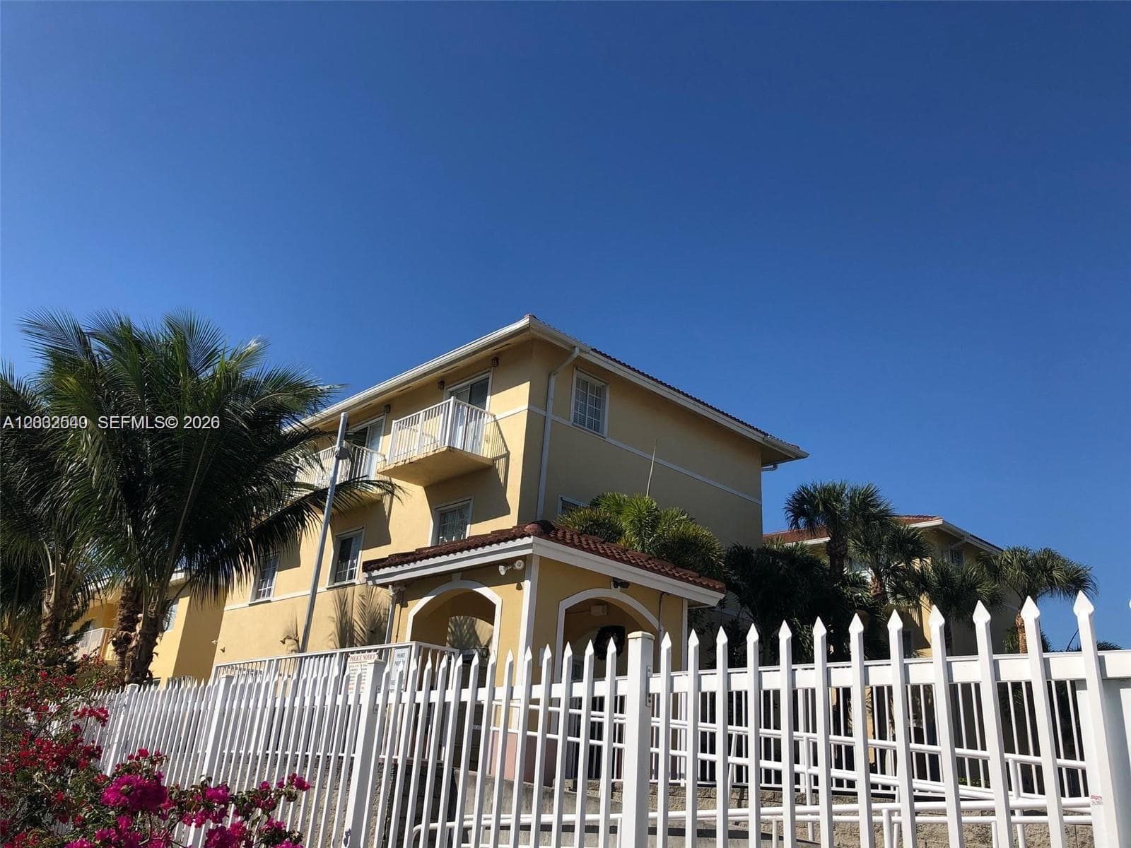 2090 NE 167th St # 112, North Miami Beach FL 33162 — 12