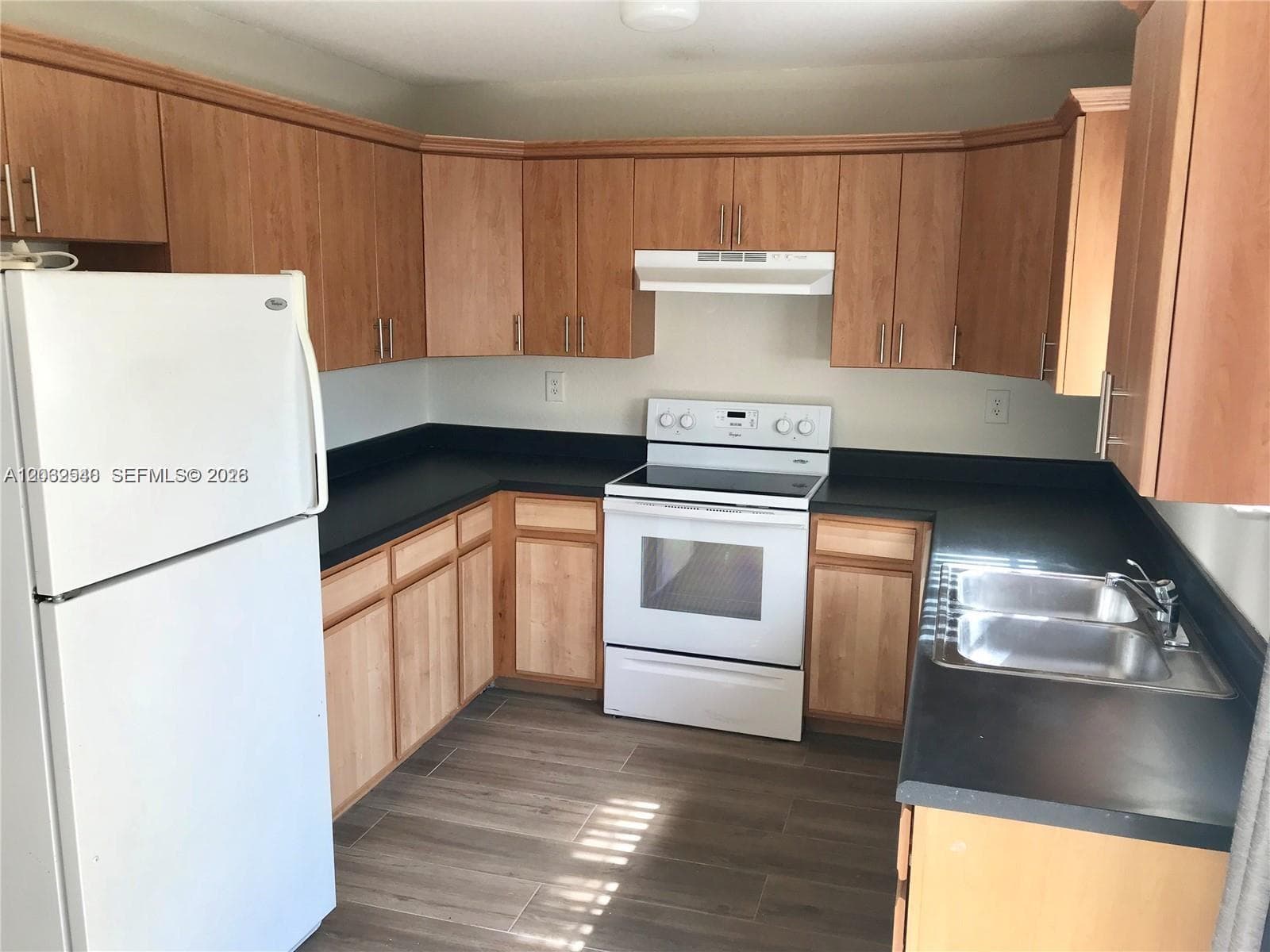 2090 NE 167th St # 112, North Miami Beach FL 33162 — 3