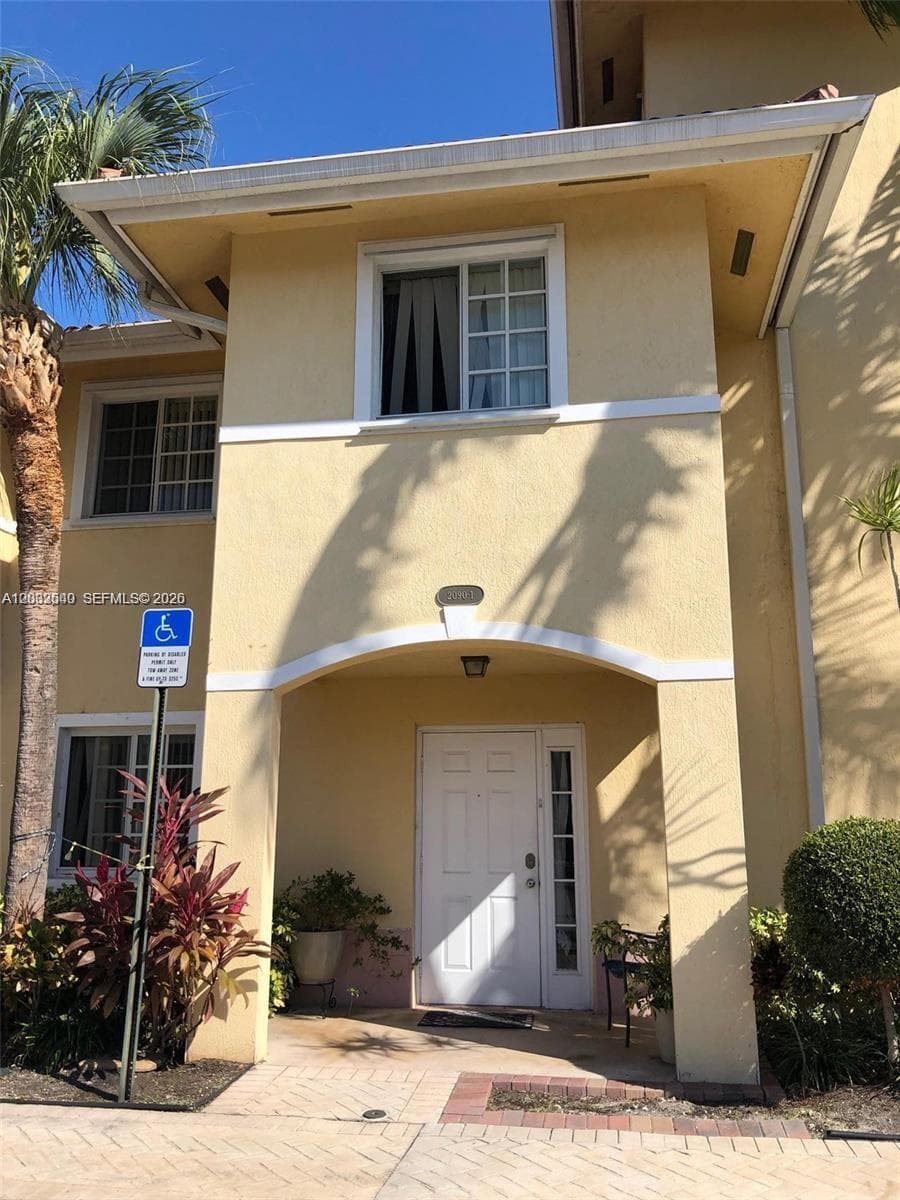 2090 NE 167th St # 112, North Miami Beach FL 33162 — 1