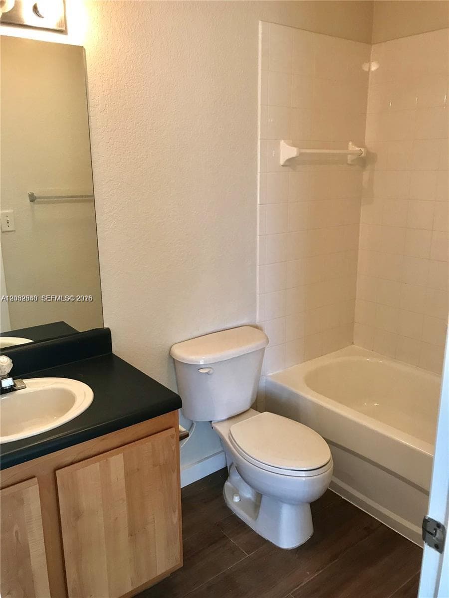 2090 NE 167th St # 112, North Miami Beach FL 33162 — 9