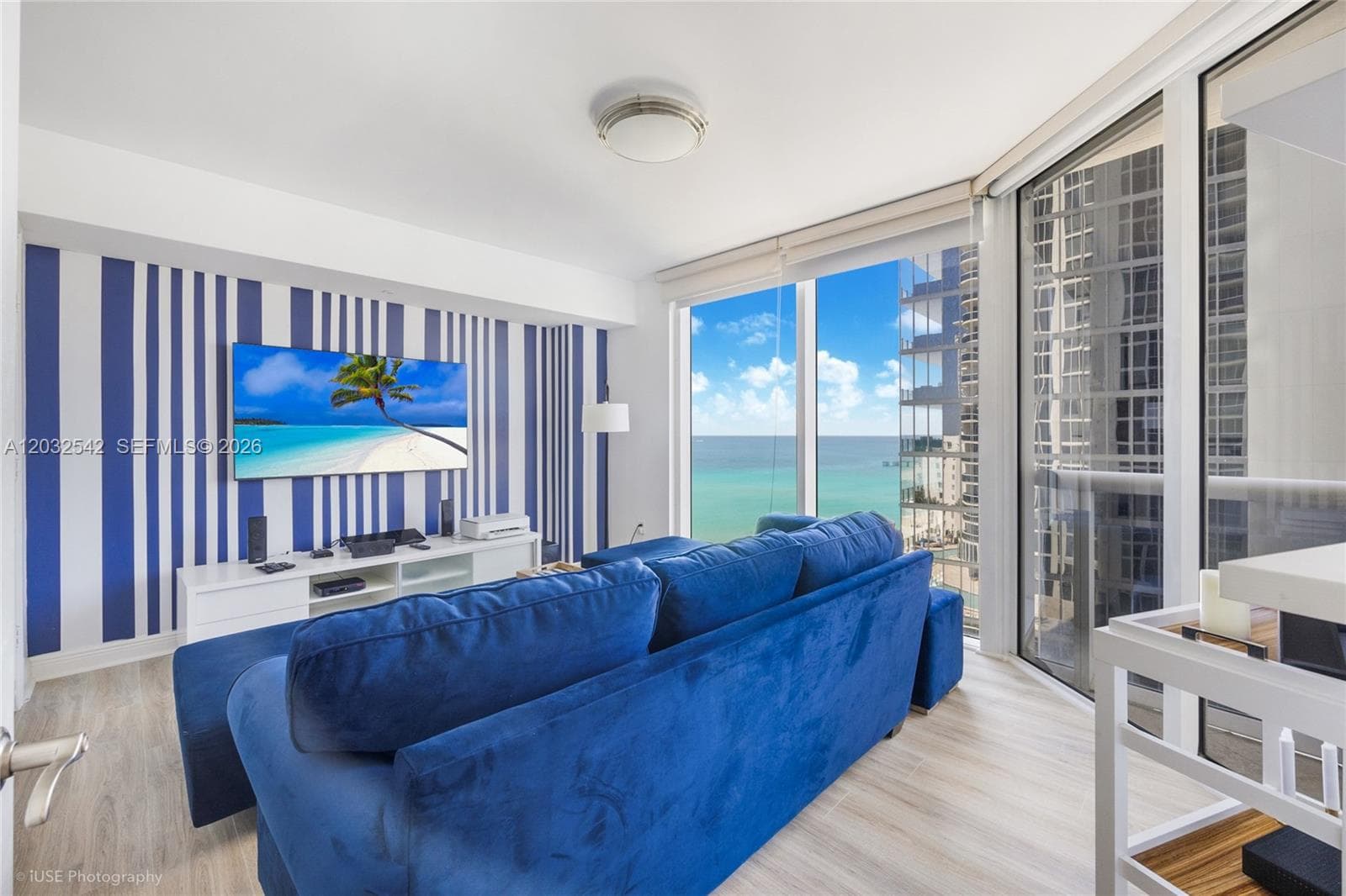 17201 Collins Ave# DEN # 1203, Sunny Isles Beach FL 33160 — 17