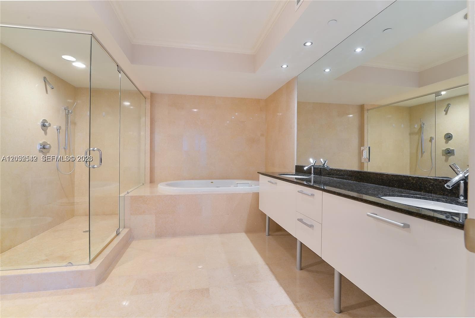 17201 Collins Ave# DEN # 1203, Sunny Isles Beach FL 33160 — 15