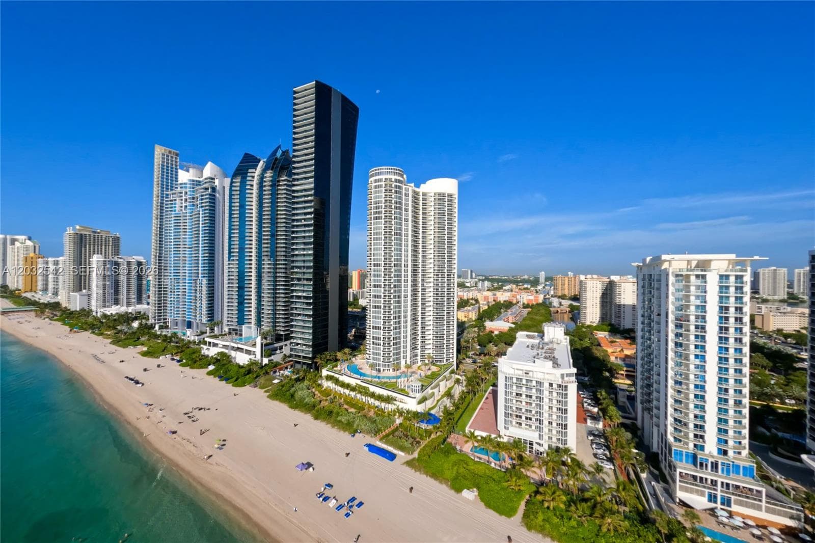 17201 Collins Ave# DEN # 1203, Sunny Isles Beach FL 33160 — 29