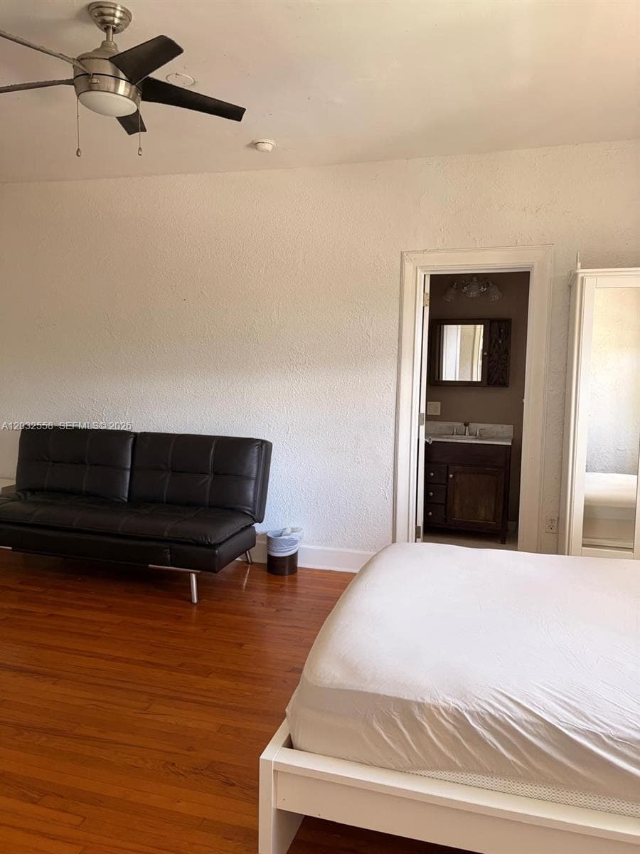 900 16th St # 301, Miami Beach FL 33139 — 5