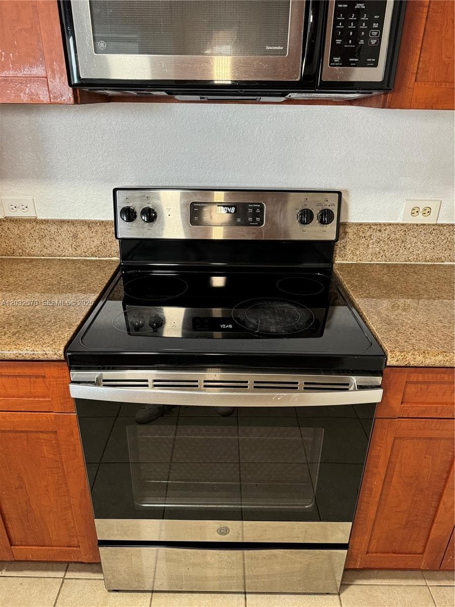 36 NW 6th Ave # 601, Miami FL 33128 — 23