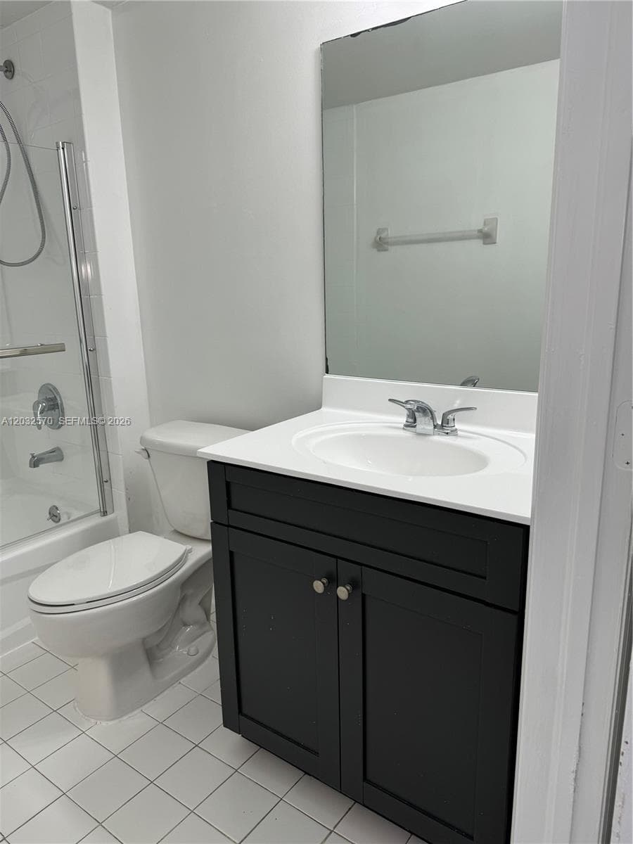 36 NW 6th Ave # 601, Miami FL 33128 — 18