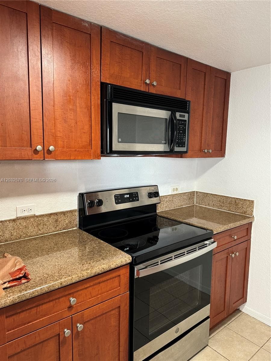 36 NW 6th Ave # 601, Miami FL 33128 — 4